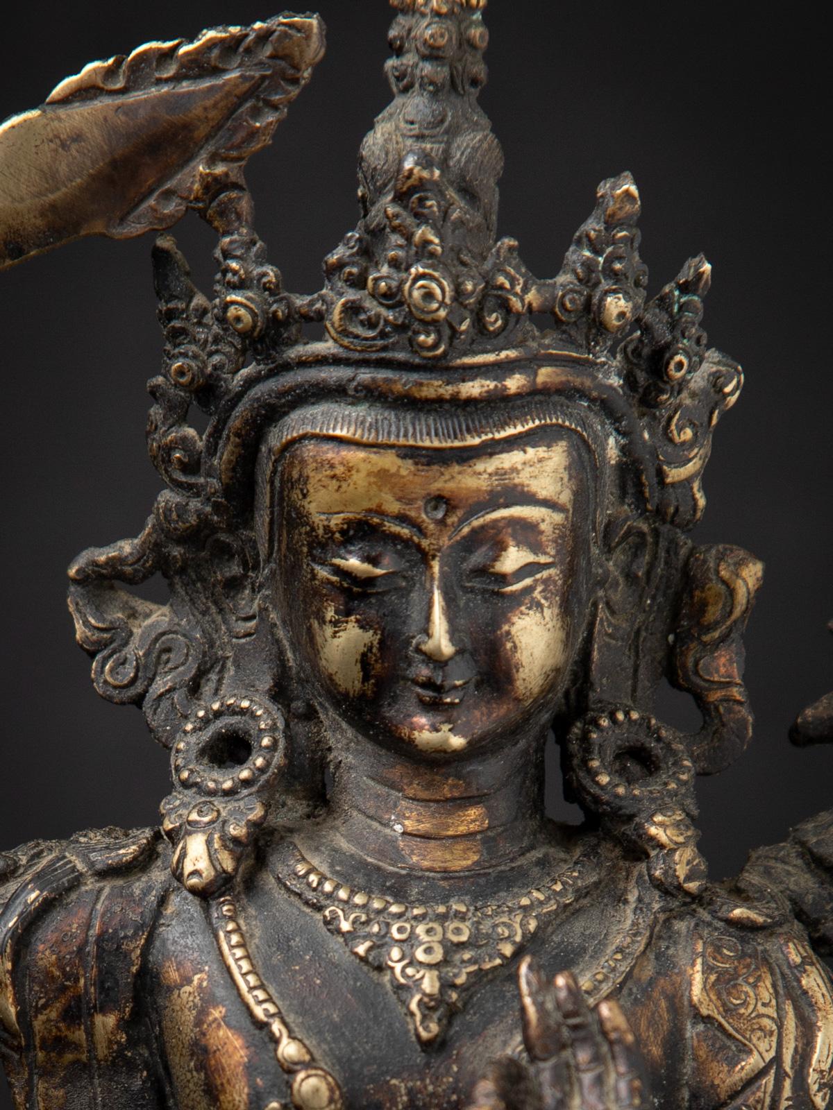 Bronze Early 20th century Old bronze Nepali Manjushri statue