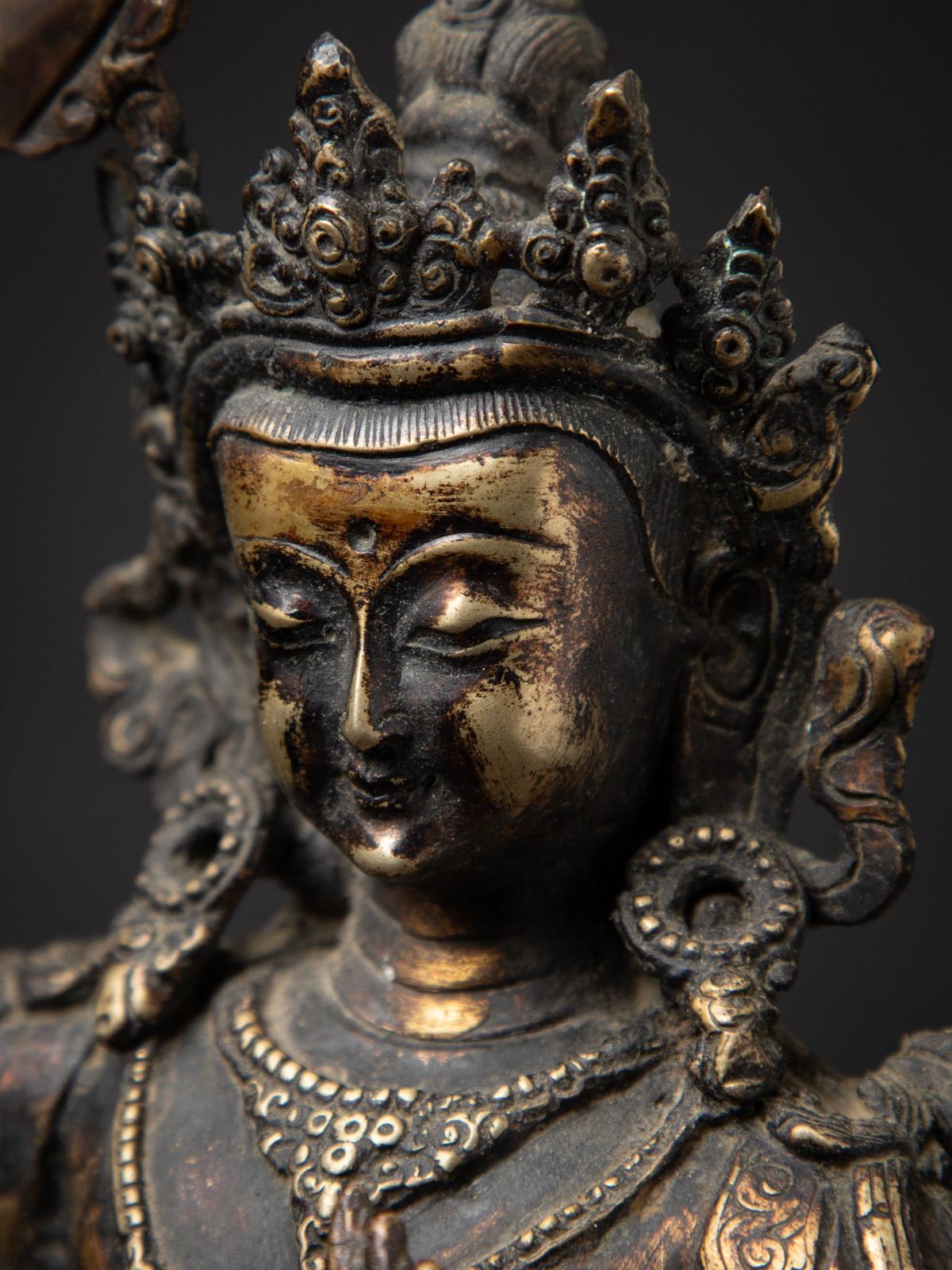Early 20th century Old bronze Nepali Manjushri statue 3