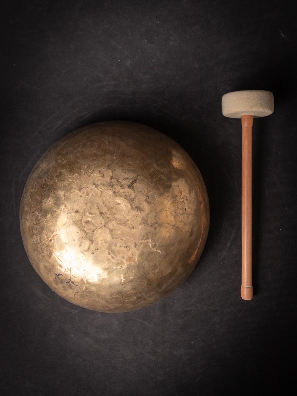 Early 20th century Old bronze Nepali Singing Bowl from Nepal - OriginalBuddhas 6