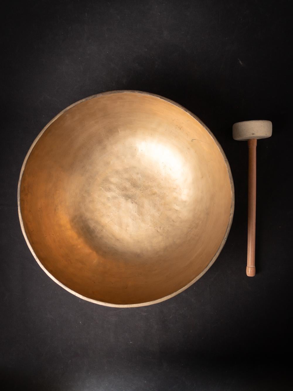 Early 20th century Old bronze Nepali Singing Bowl from Nepal - OriginalBuddhas 7