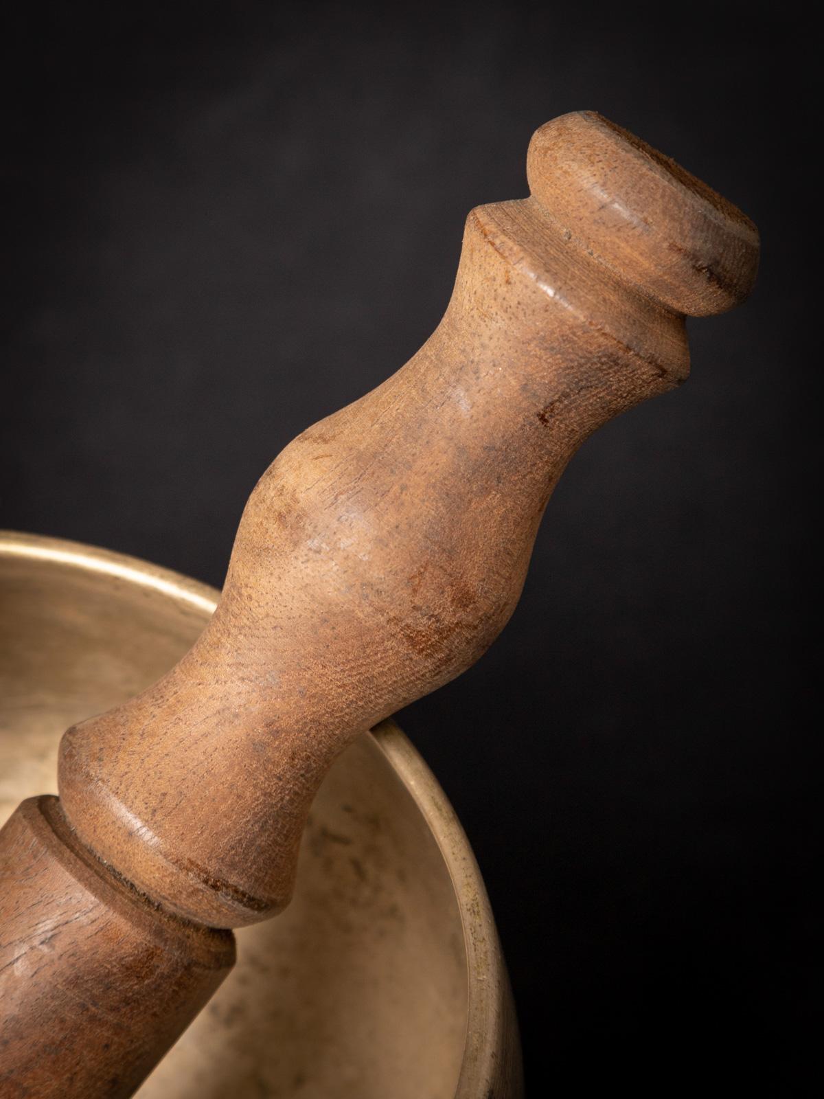 Early 20th Century Old bronze Nepali Singing bowl  OriginalBuddhas For Sale 6
