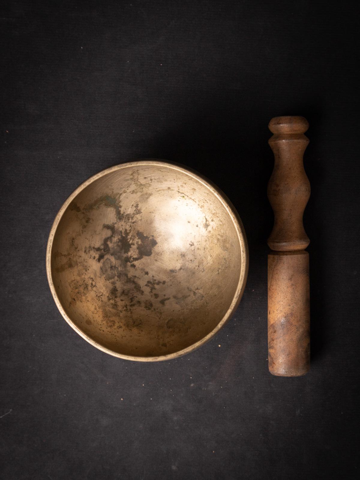 Nepalese Early 20th Century Old bronze Nepali Singing bowl  OriginalBuddhas For Sale