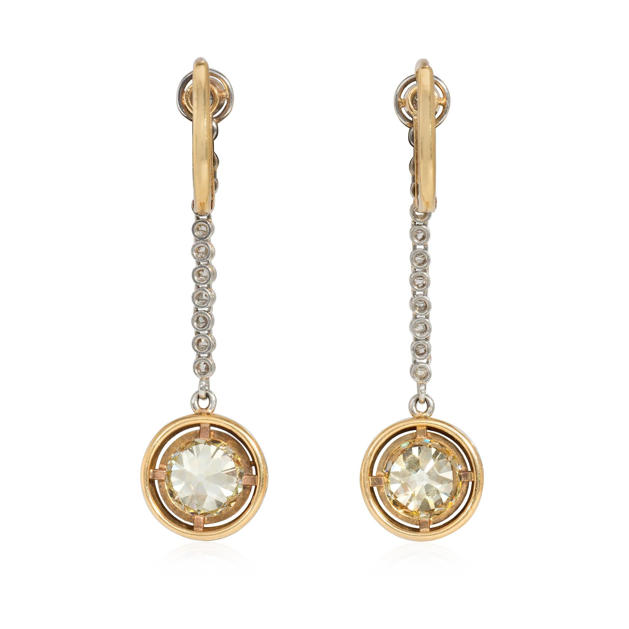 Edwardian Early 20th Century Old European Cut Diamond and Platinum Pendant Earrings For Sale