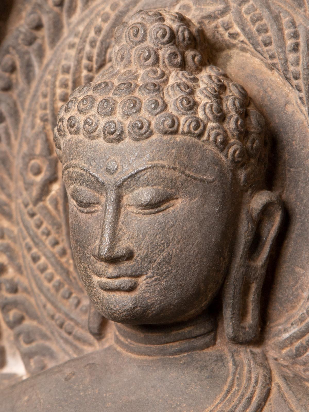 Early 20th century old Indian stone Buddha panel in Pala style  7