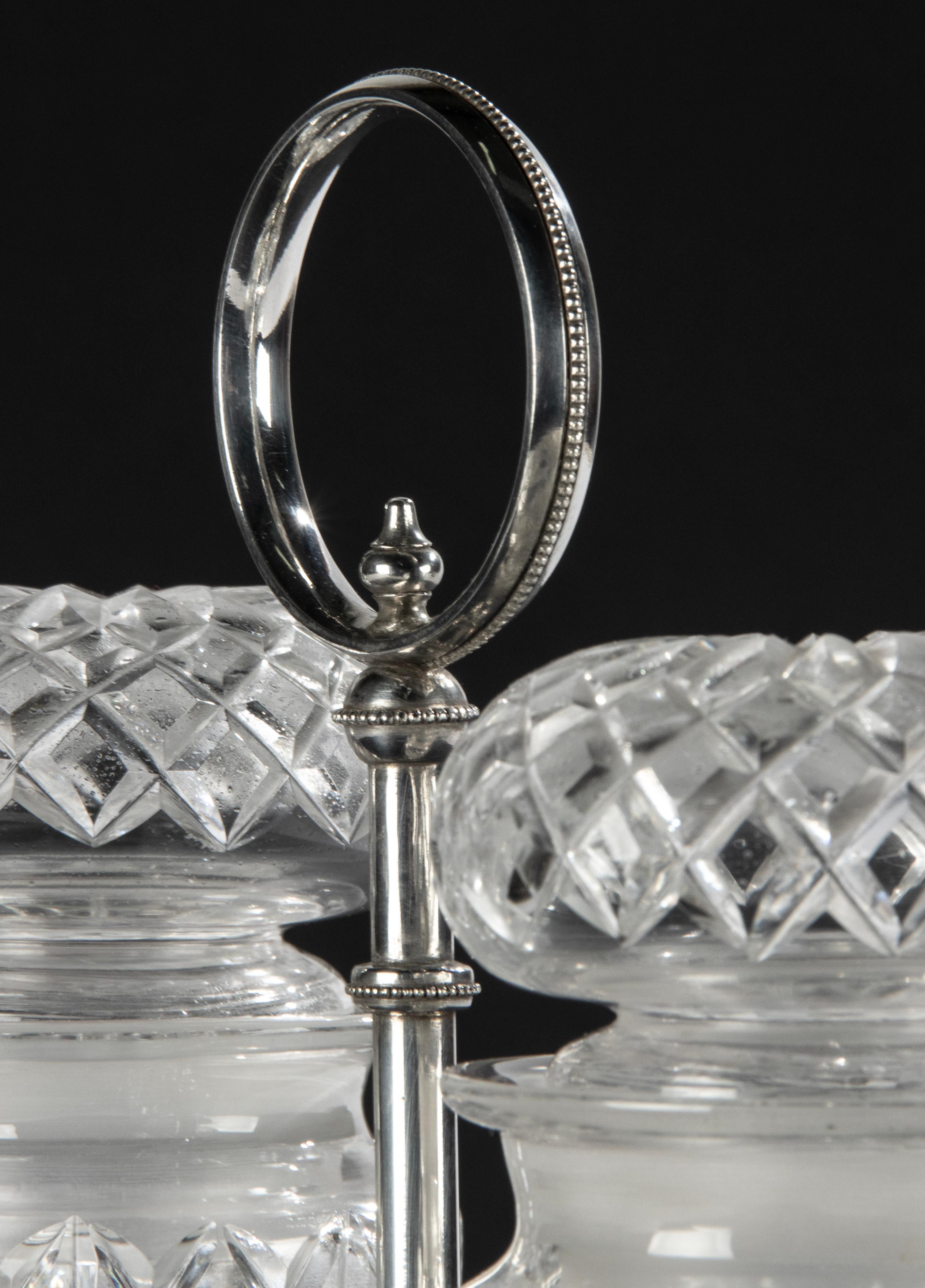 Pieza de servicio de cristal y plato antiguo de Sheffield de principios del siglo XX Hecho a mano en venta