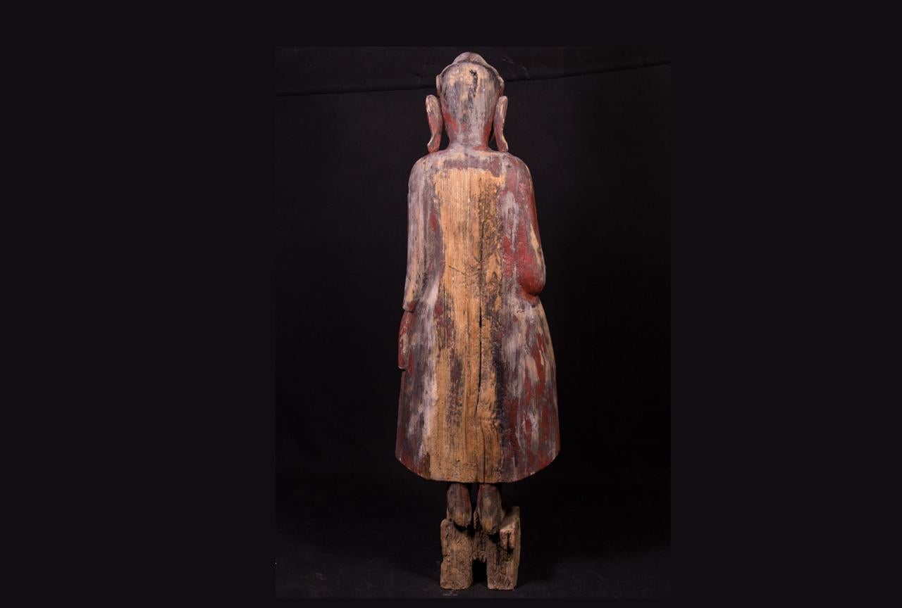 Early 20th century Old wooden Buddha statue from Burma For Sale 3