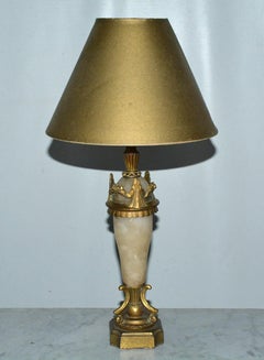 Lampada da tavolo in onice e metallo dorato dei primi del Novecento