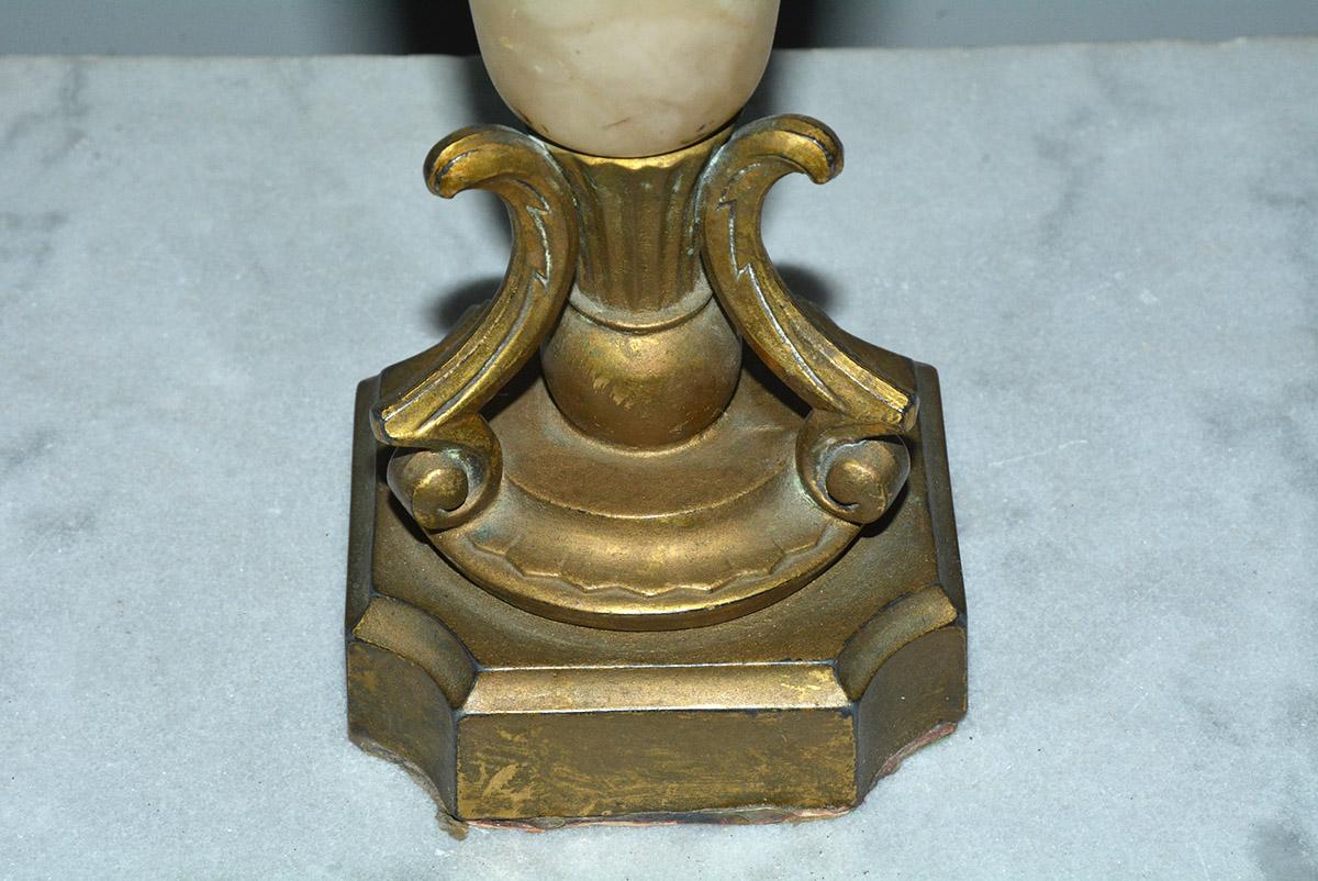 Lampe de table en métal onyx et or du début du 20e siècle Bon état - En vente à Sheffield, MA
