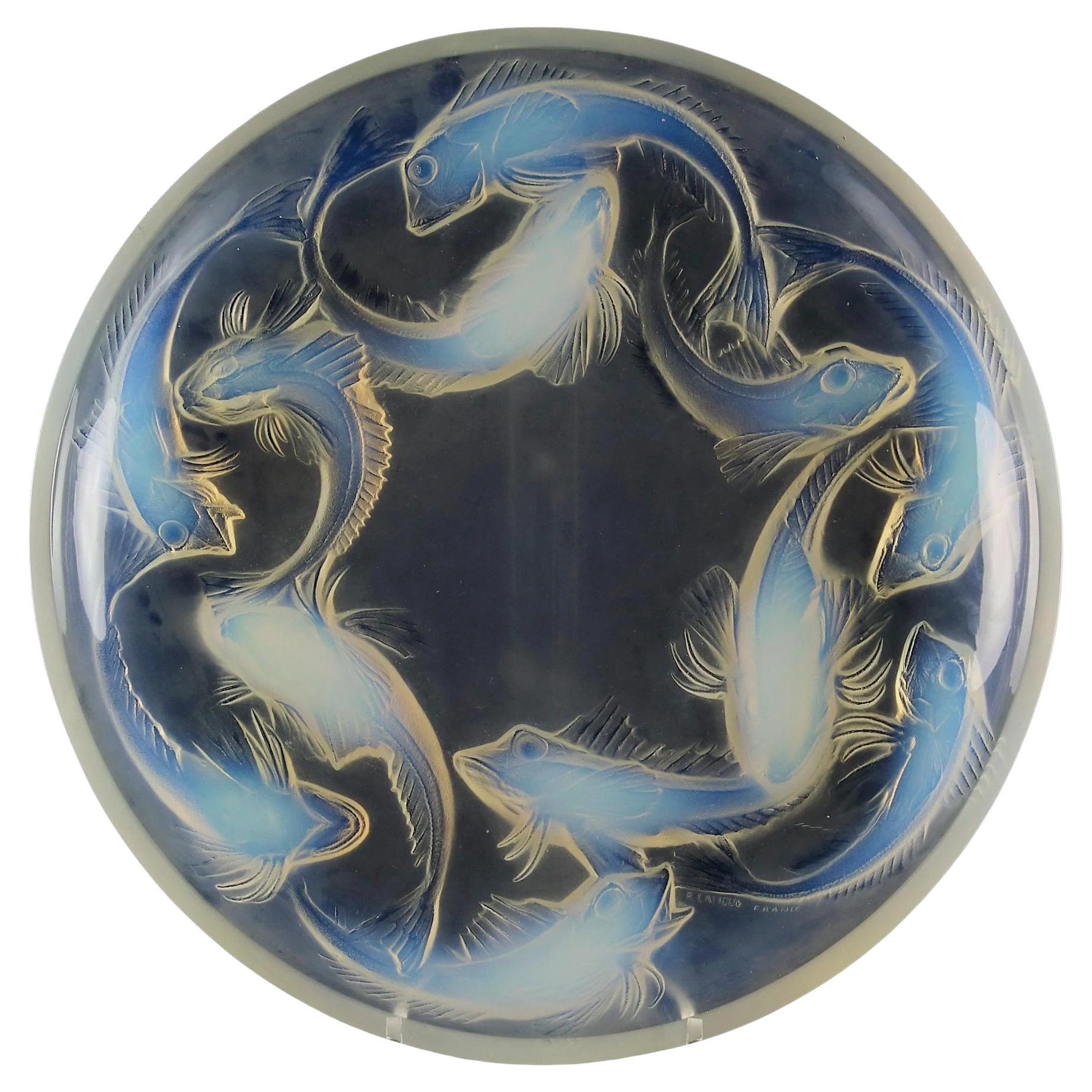 Salver in vetro opalescente Art Deco di René Lalique dei primi del Novecento in vendita