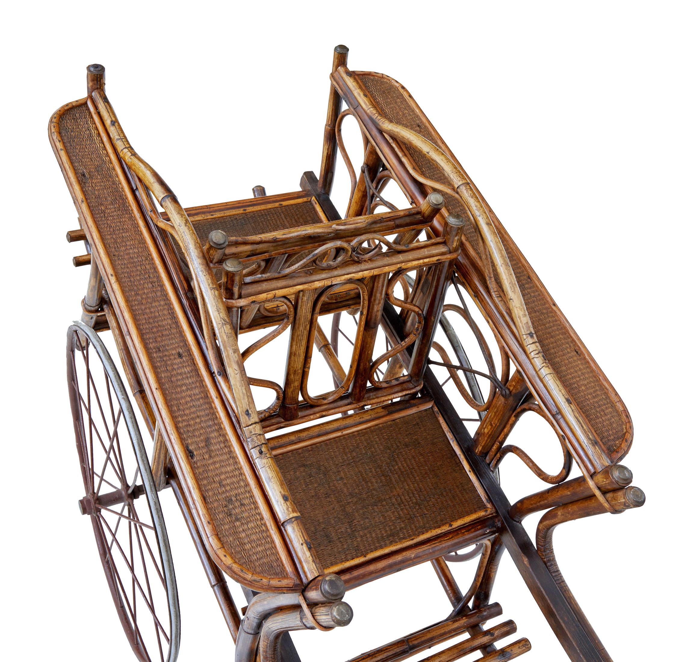 Early 20th century oriental bamboo 2 seat child carriage In Good Condition For Sale In Debenham, Suffolk
