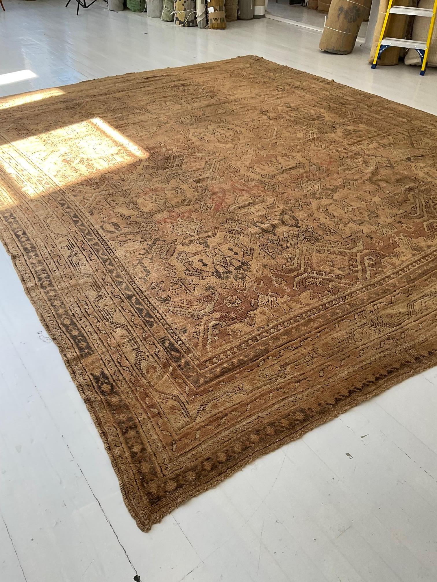 Early 20th Century Oushak Brown Handmade Wool Rug For Sale 1