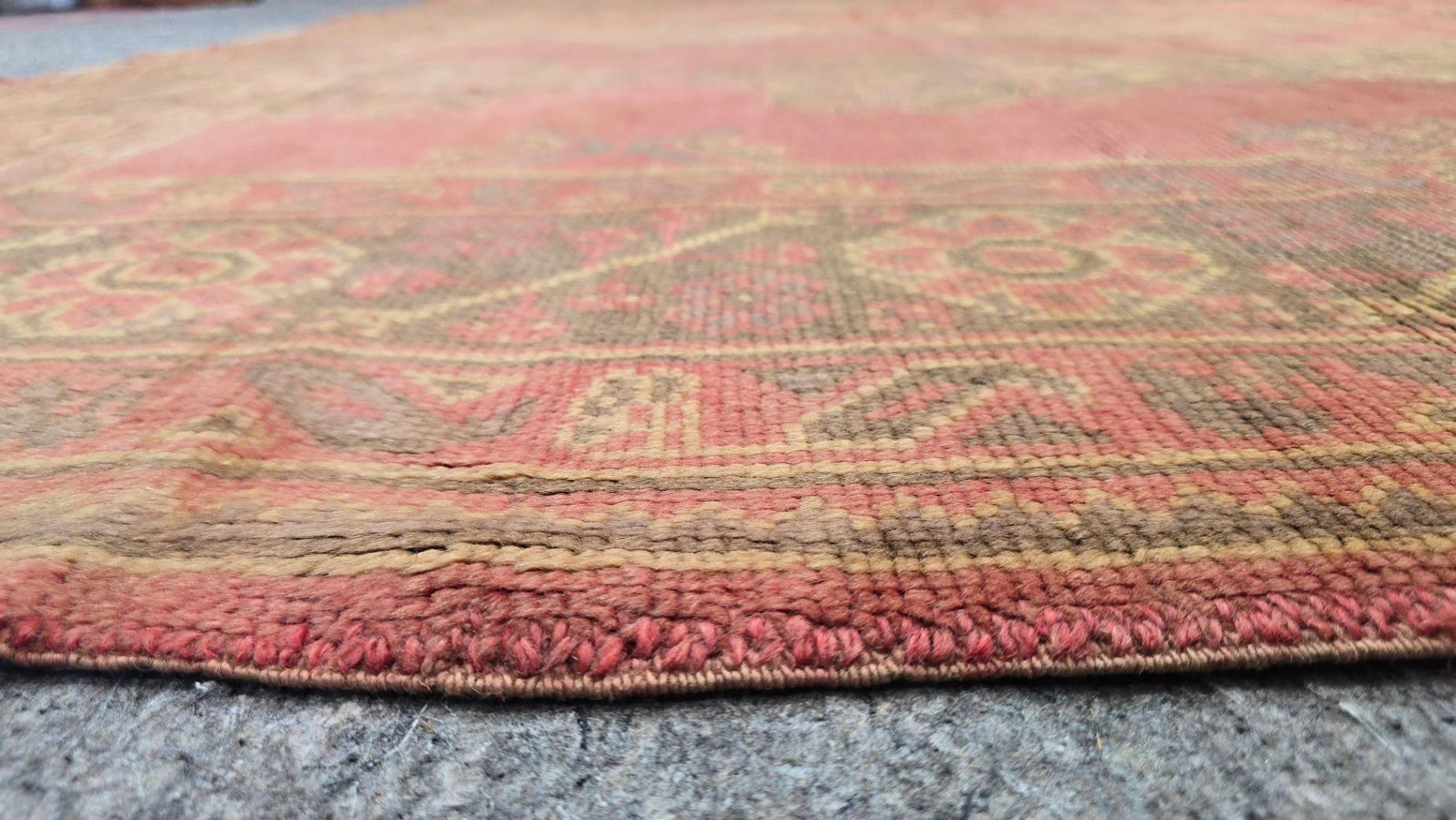 Turkish Early 20th Century Oushak For Sale