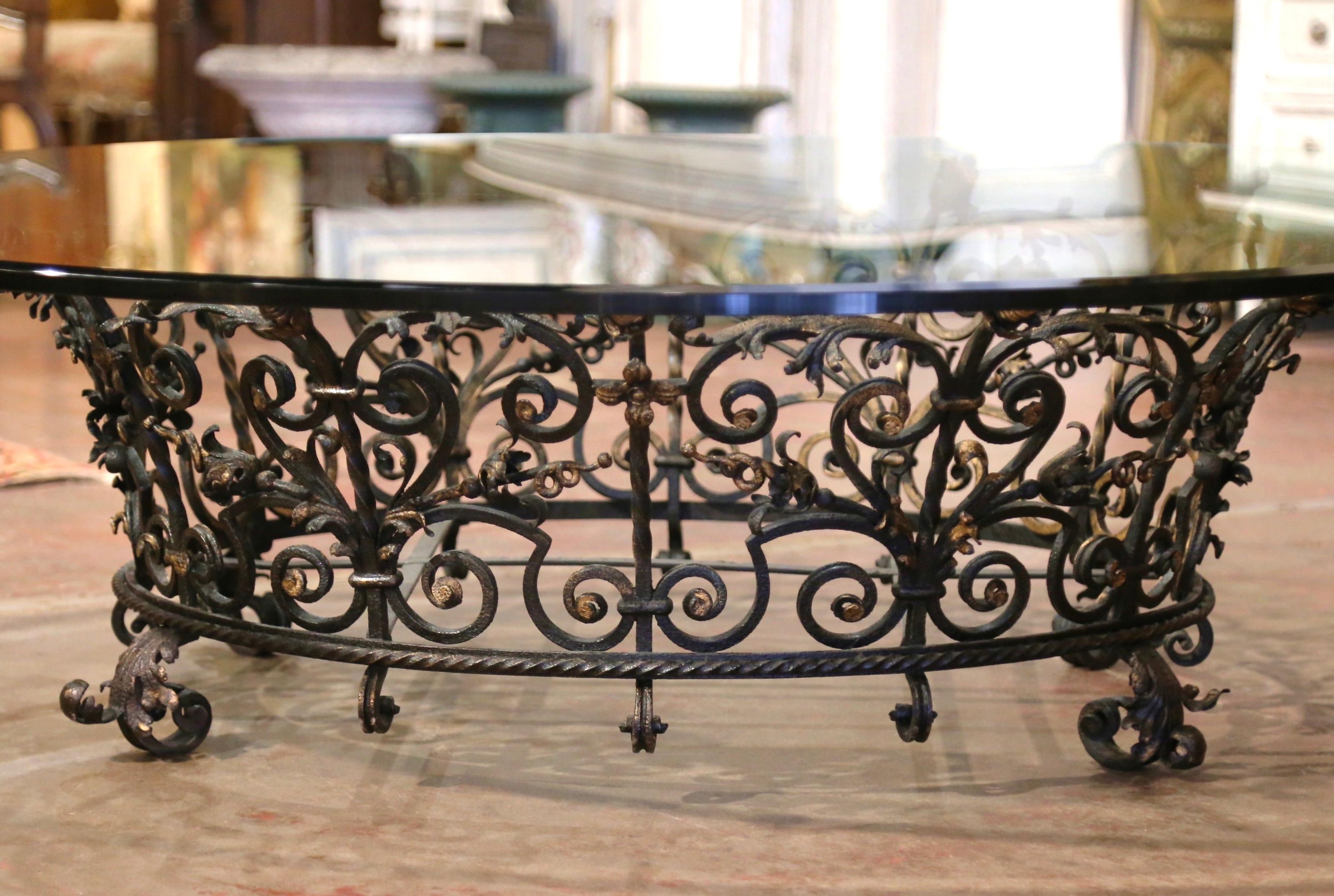 Early 20th Century Oval French Forged Wrought Iron Coffee Table with Glass Top 2