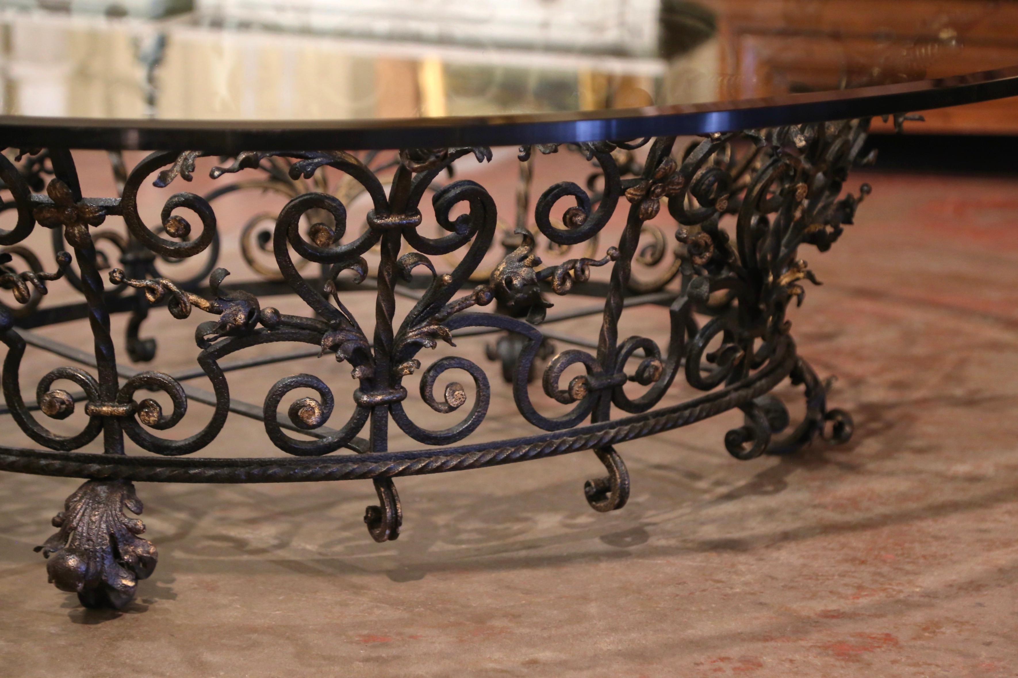 Early 20th Century Oval French Forged Wrought Iron Coffee Table with Glass Top 4