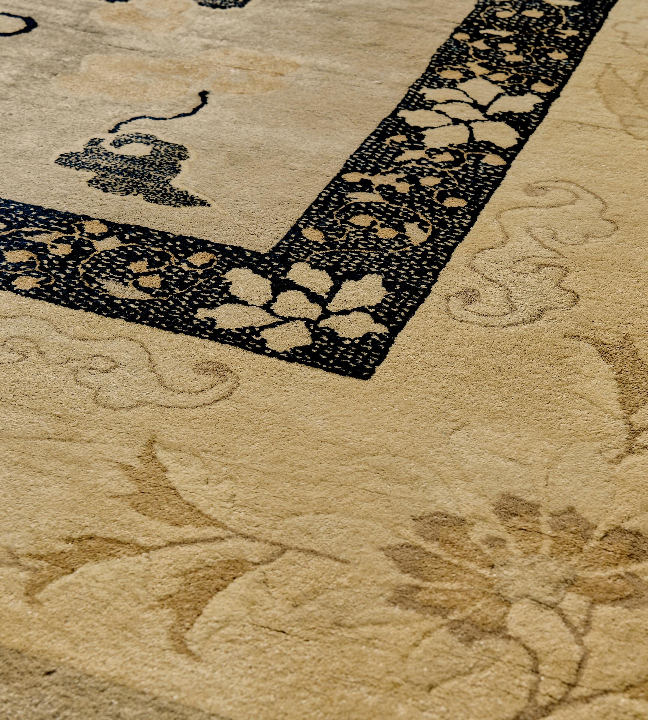 Early 20th Century Oversized Wool Yellow Floral Chinese Rug For Sale 5