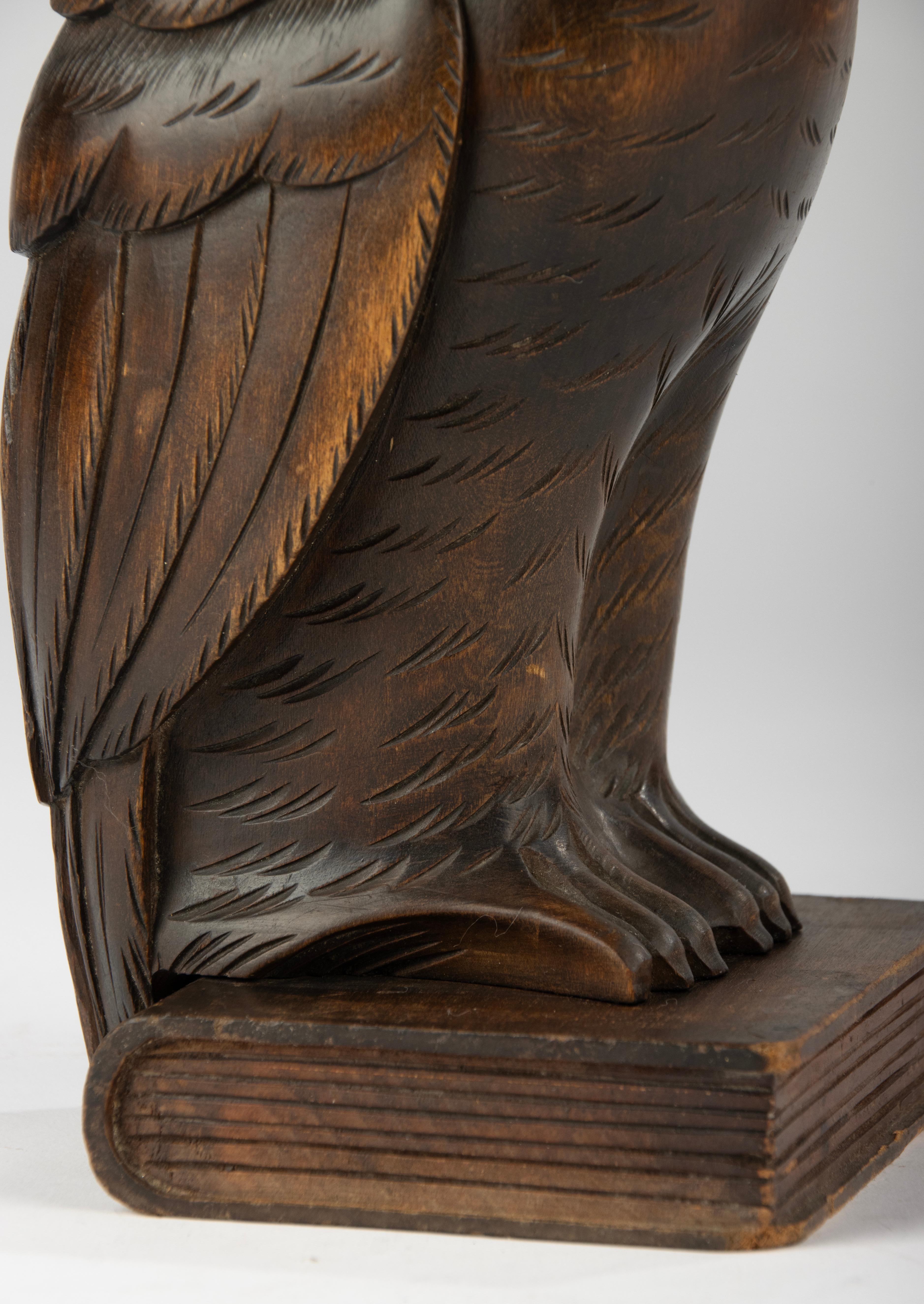 Hand-Carved Early 20th Century Owl Clock – Black Forest – Carved Wood – Rolling Eyes For Sale