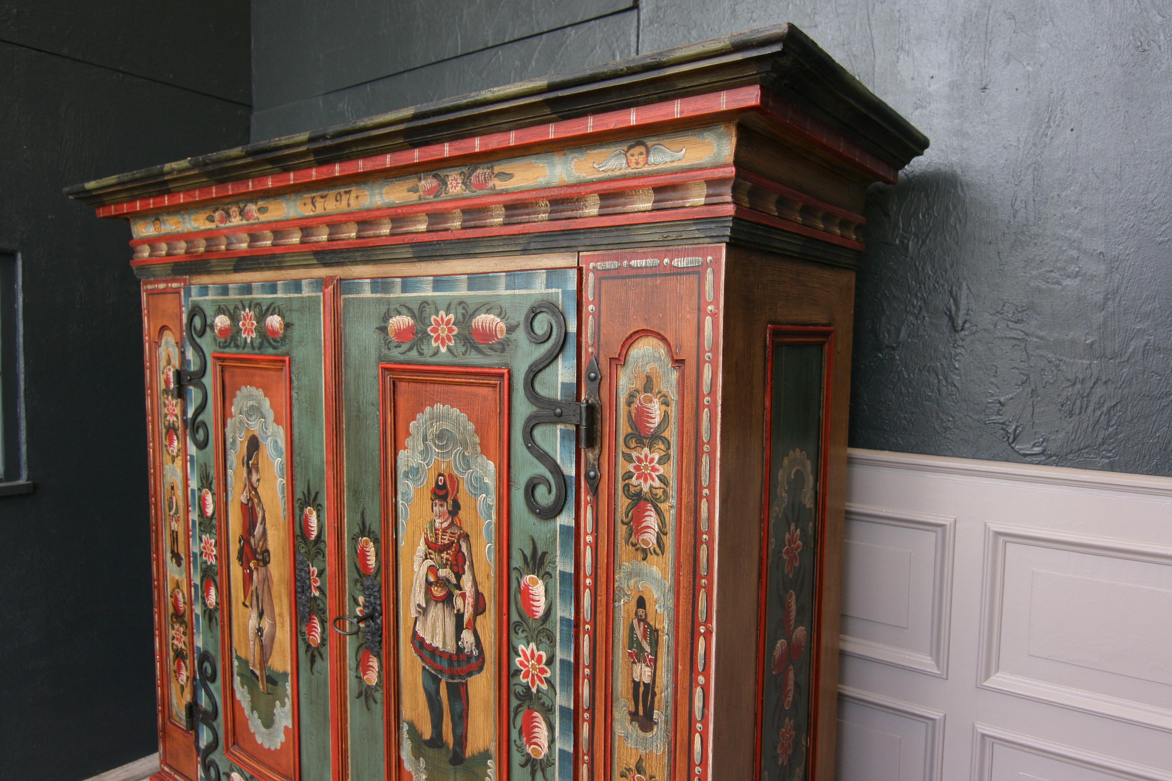 Early 20th Century Painted Armoire 5