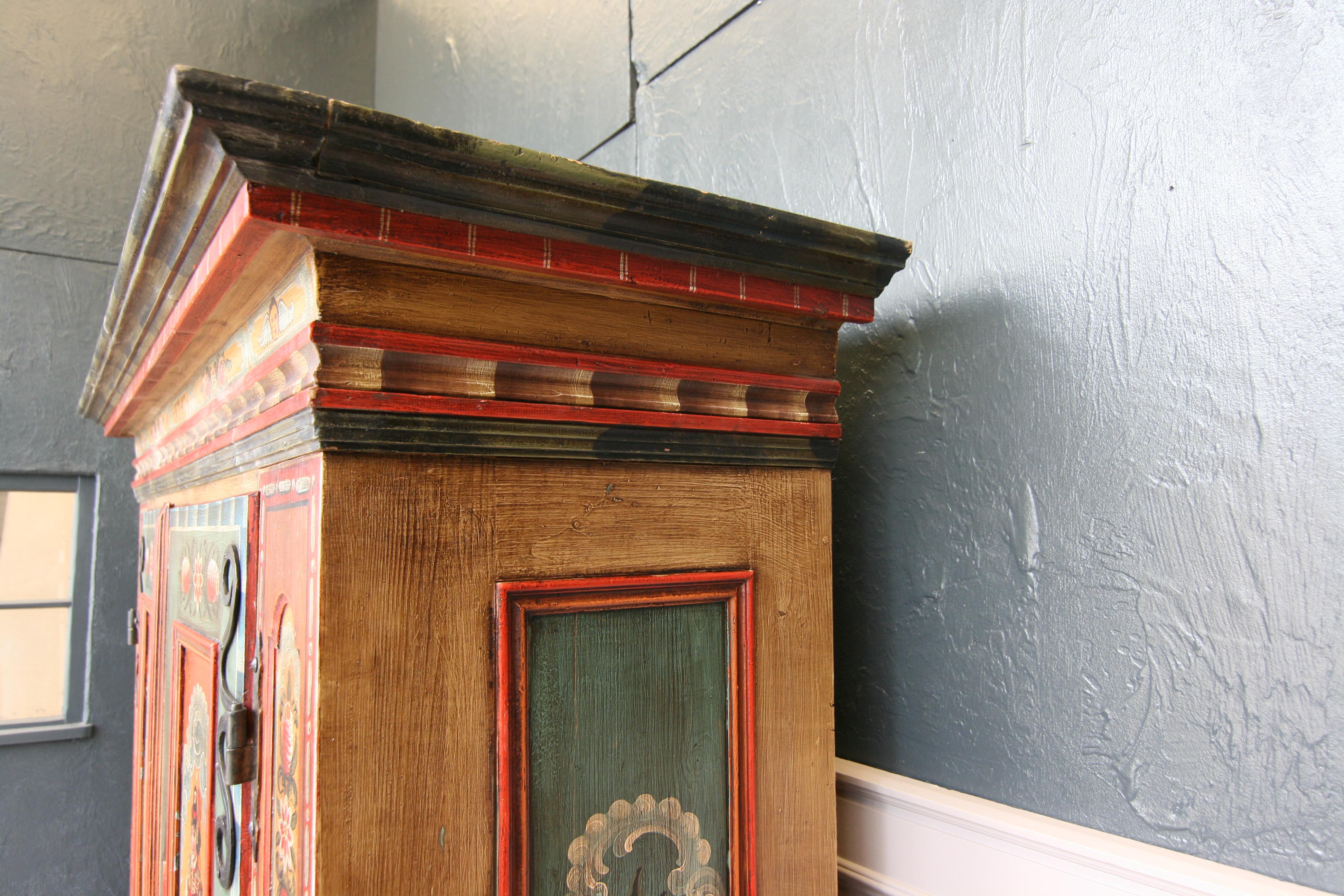 Early 20th Century Painted Armoire 7