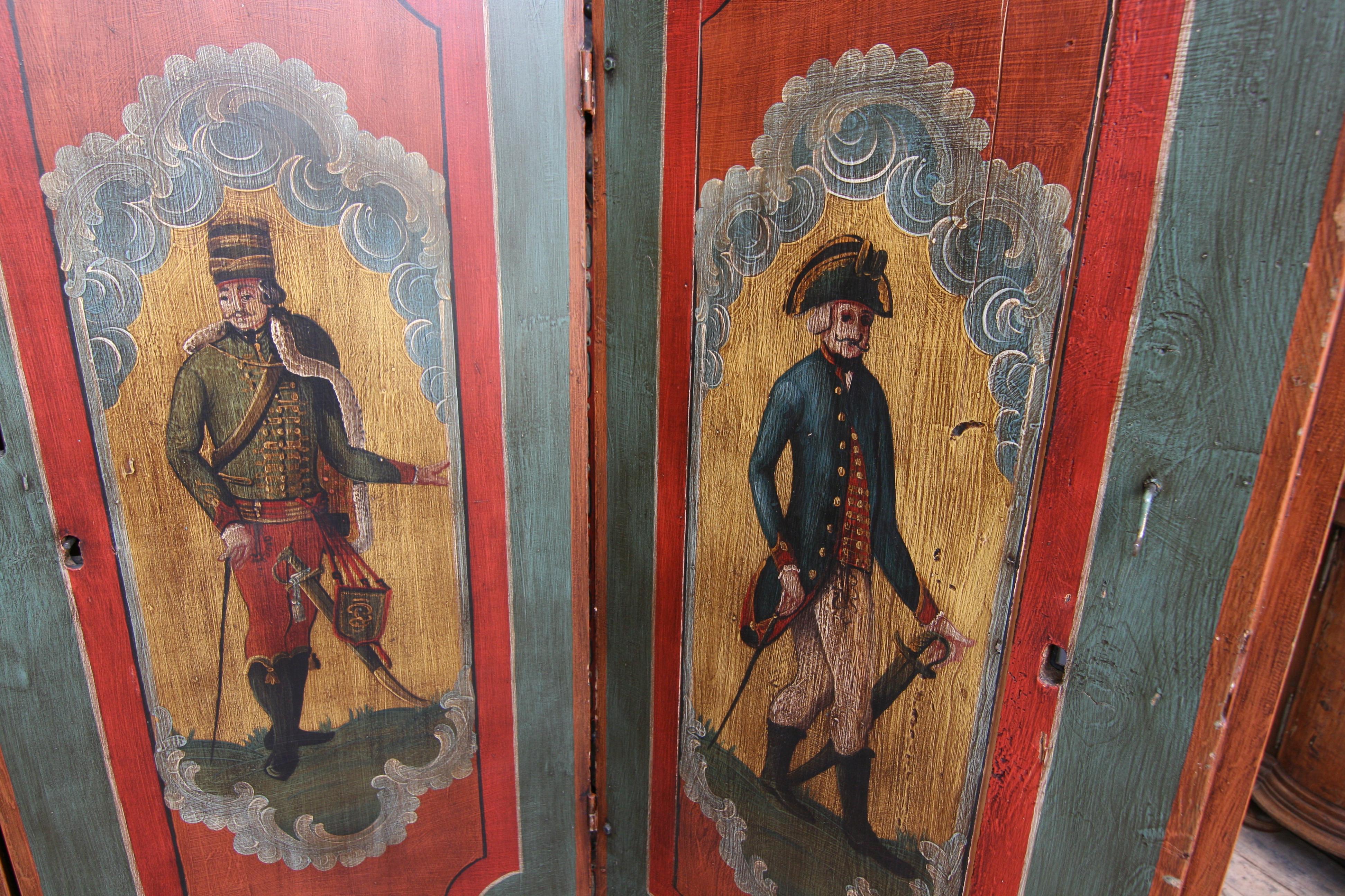 Early 20th Century Painted Armoire In Good Condition In Dusseldorf, DE