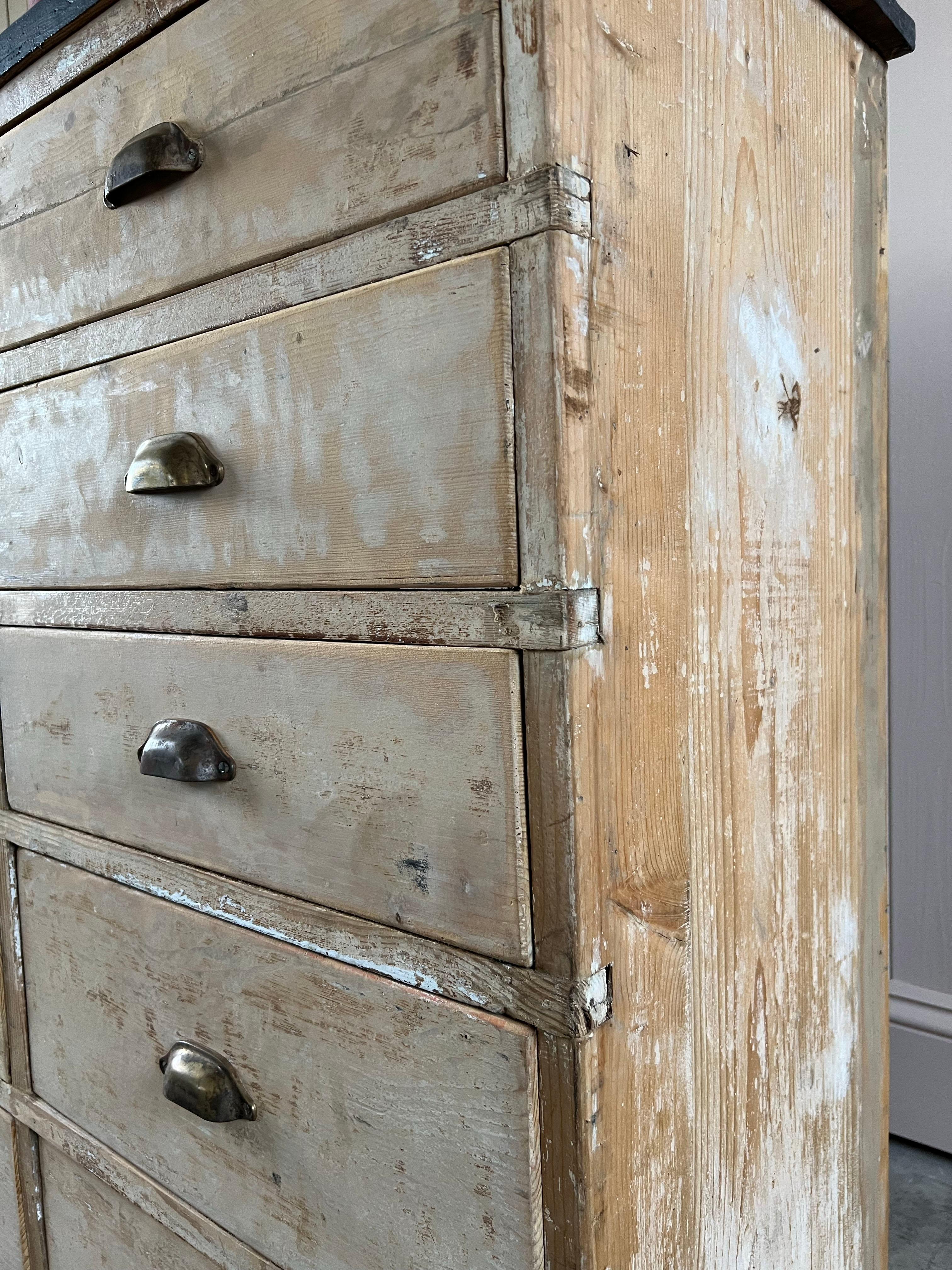 Early 20th Century Painted French Bank of Drawers For Sale 1