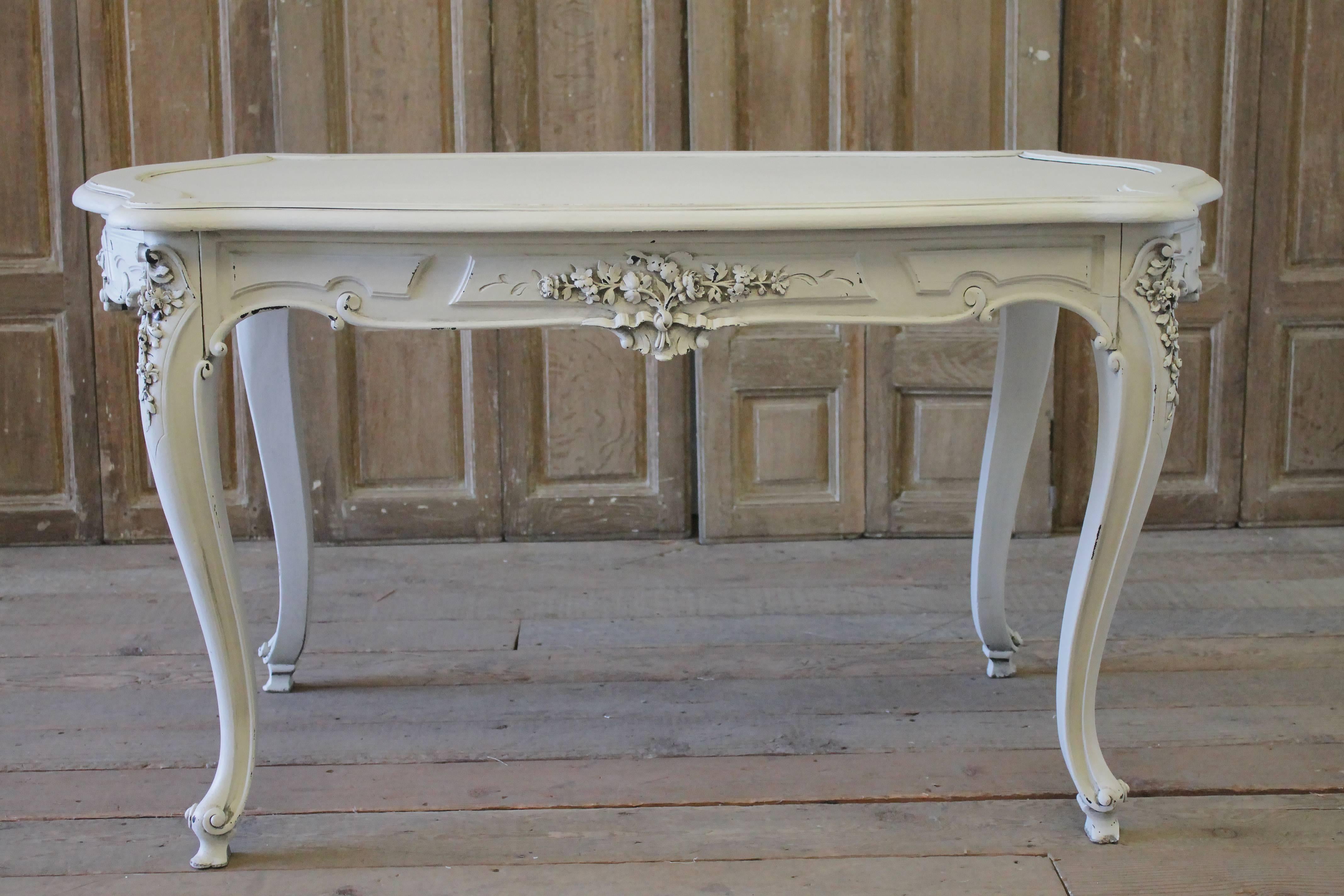 Early 20th Century Painted French Louis XV Style Carved Salon Table Desk 6