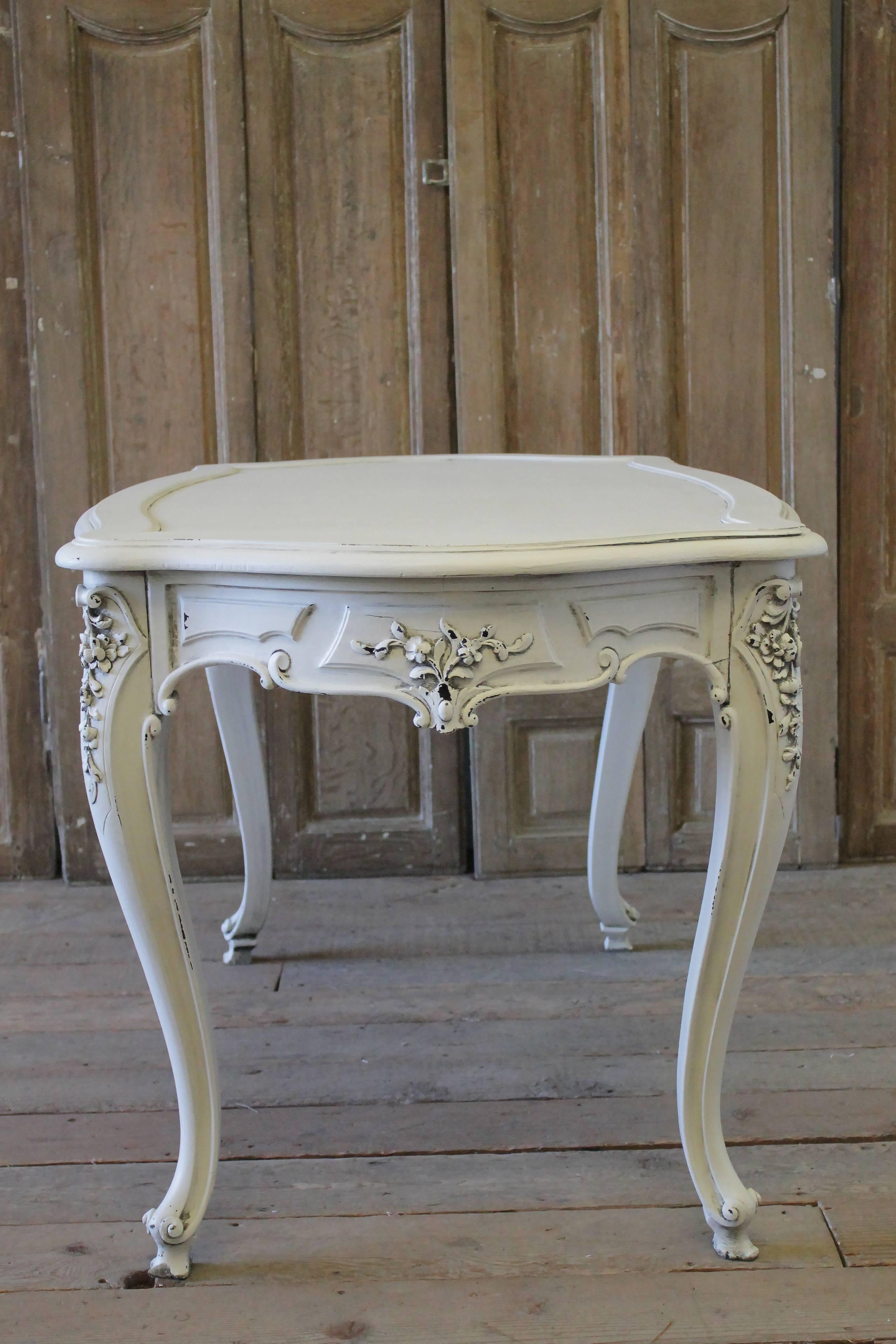 Early 20th Century Painted French Louis XV Style Carved Salon Table Desk 8