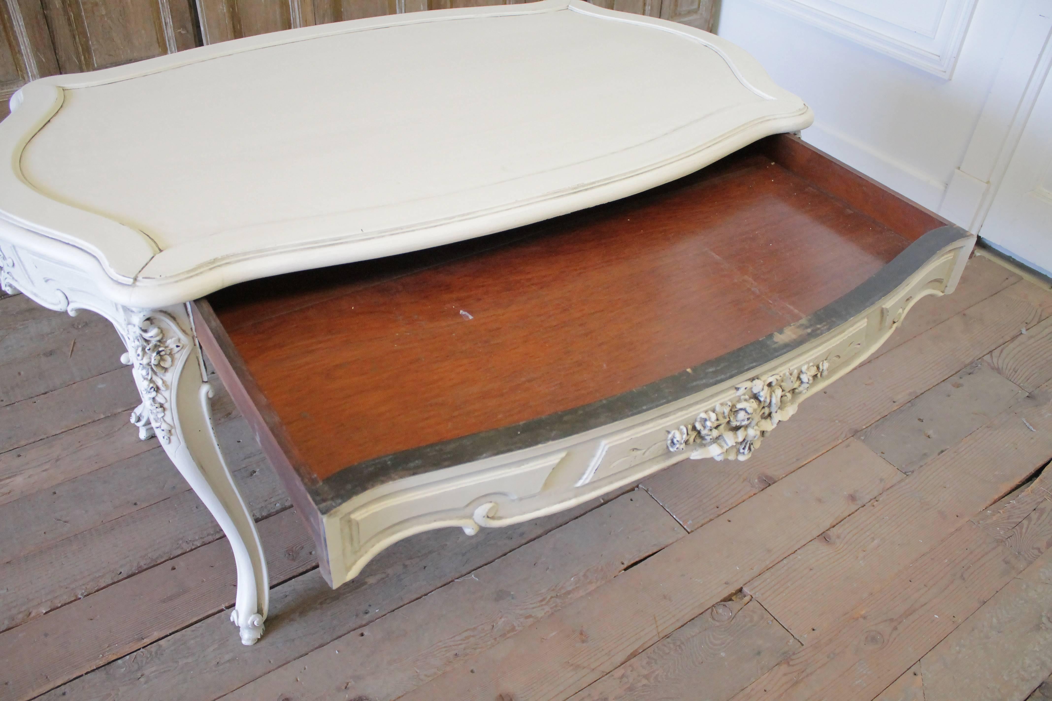 Early 20th Century Painted French Louis XV Style Carved Salon Table Desk 2