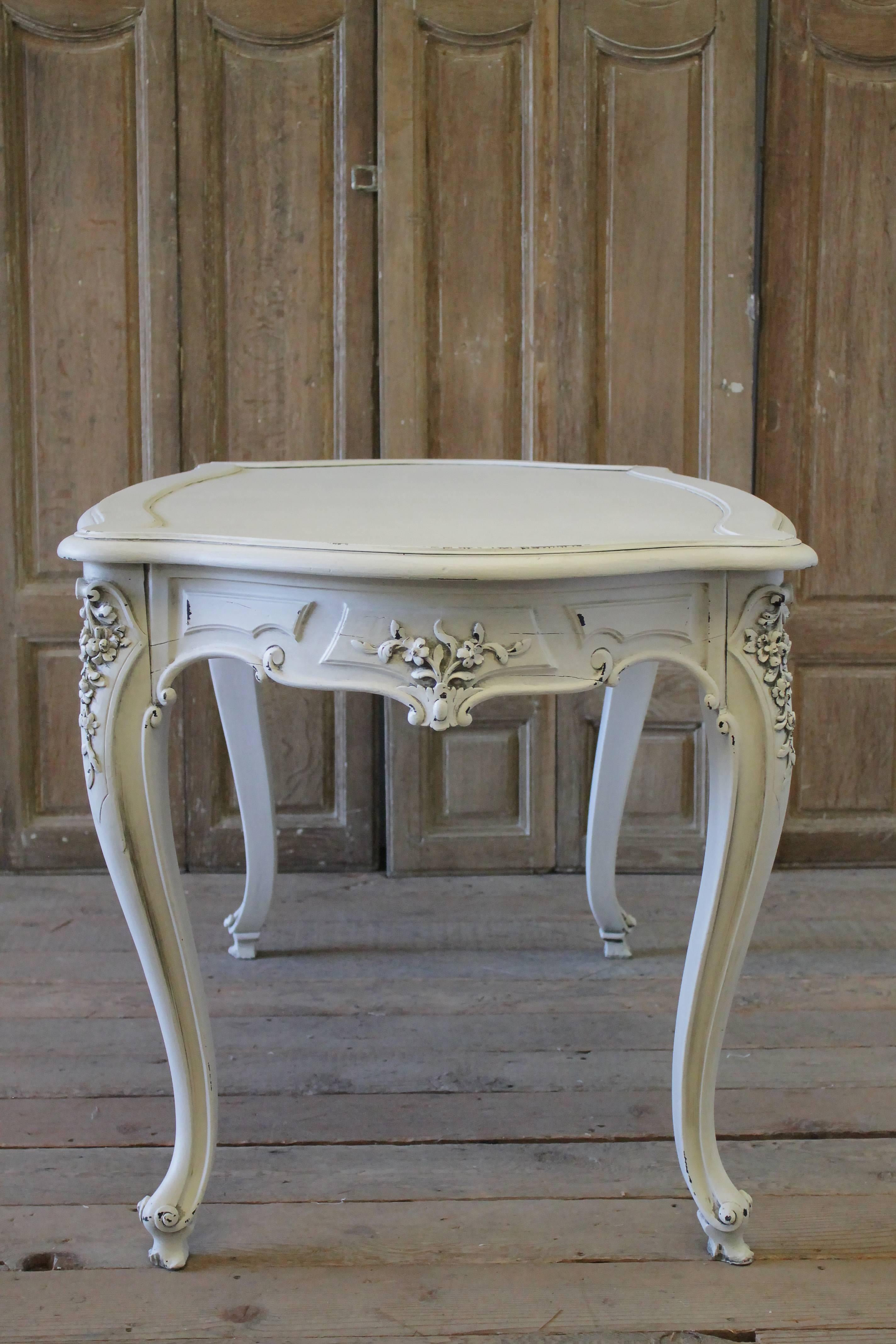 Early 20th Century Painted French Louis XV Style Carved Salon Table Desk 5