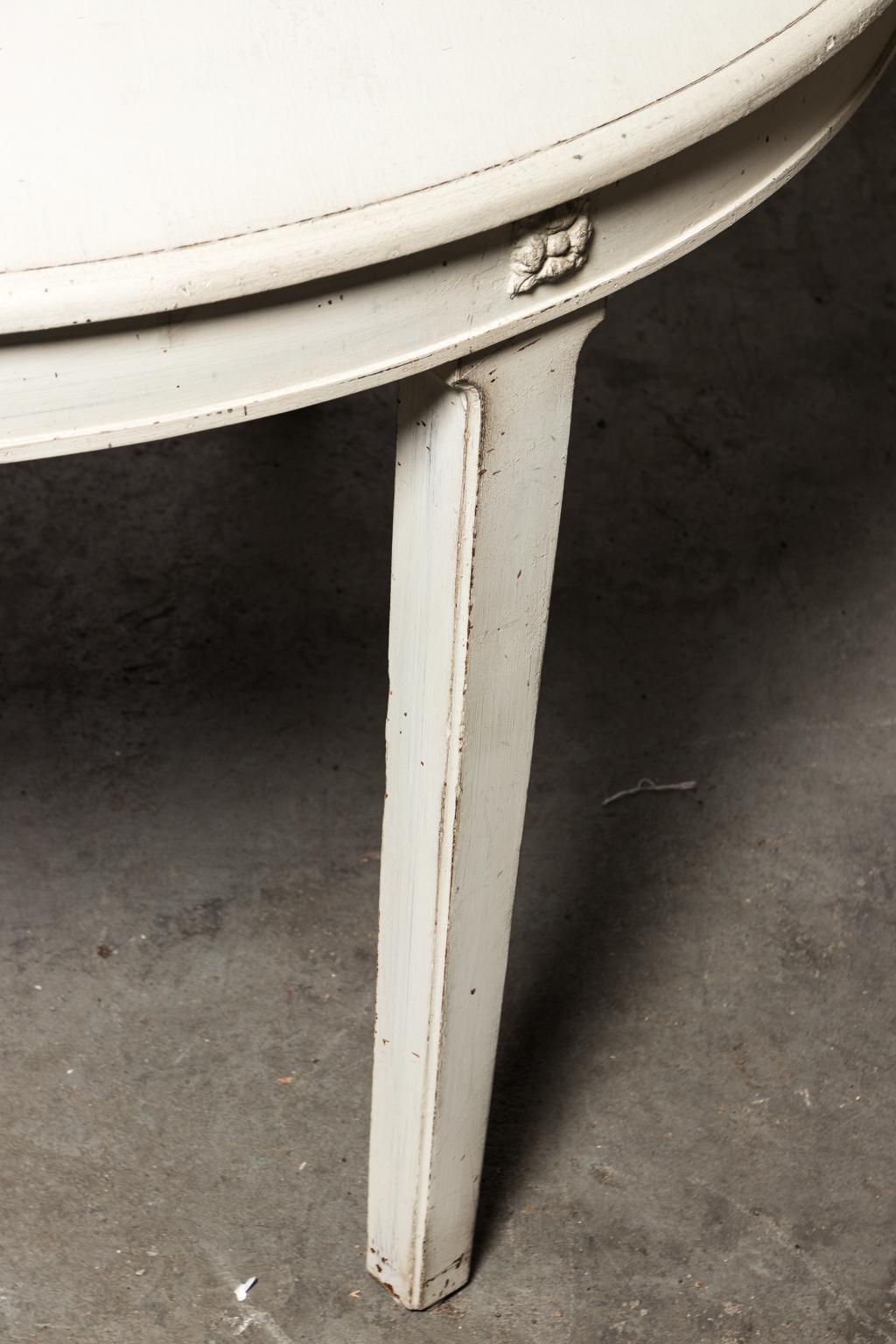 Early 20th Century Painted Gustavian Style Extension Table 5