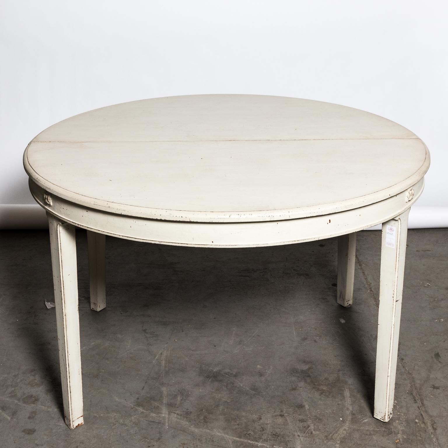 Early 20th Century Painted Gustavian Style Extension Table 9