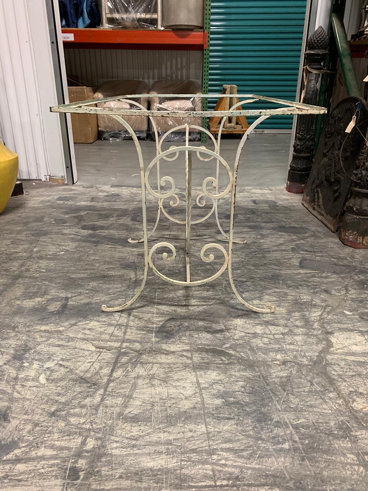 Early 20th Century Painted Iron Garden Table For Sale 1