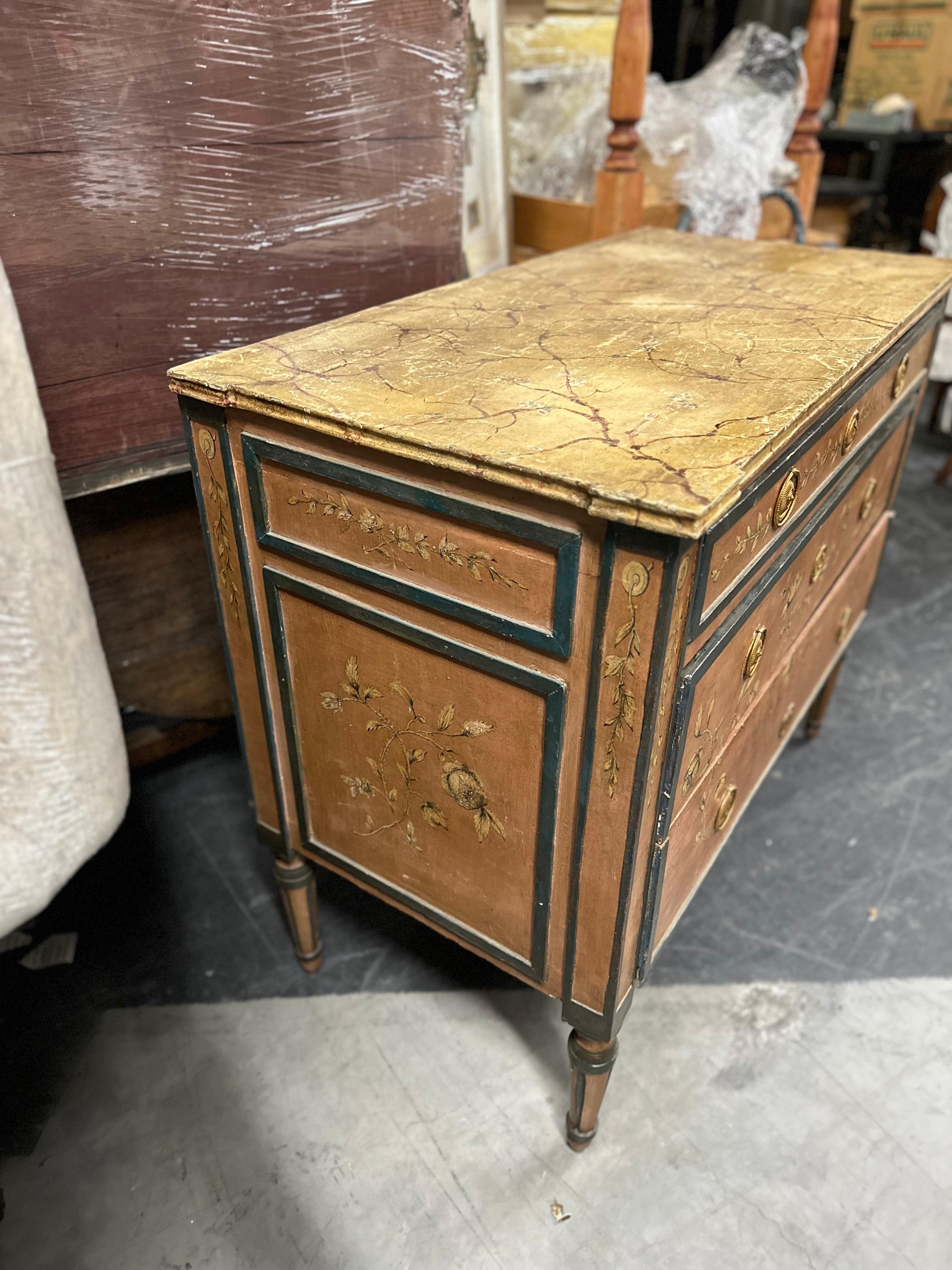 Early 20th Century Painted Italian Neoclassical Style Three Drawer Commode For Sale 6