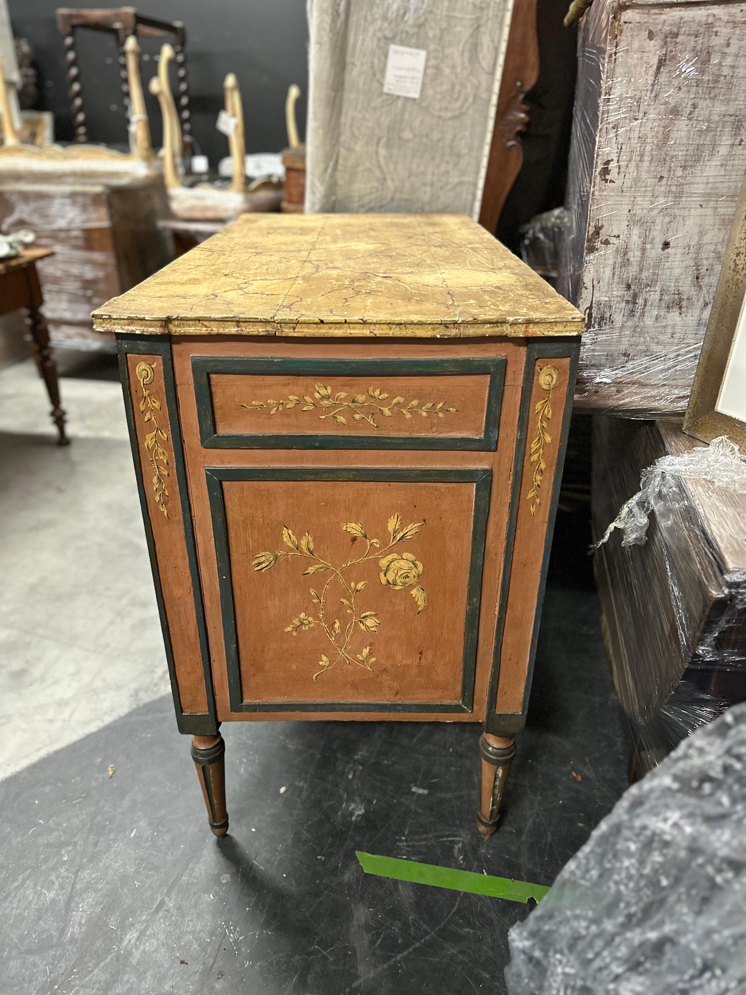 Early 20th Century Painted Italian Neoclassical Style Three Drawer Commode For Sale 4