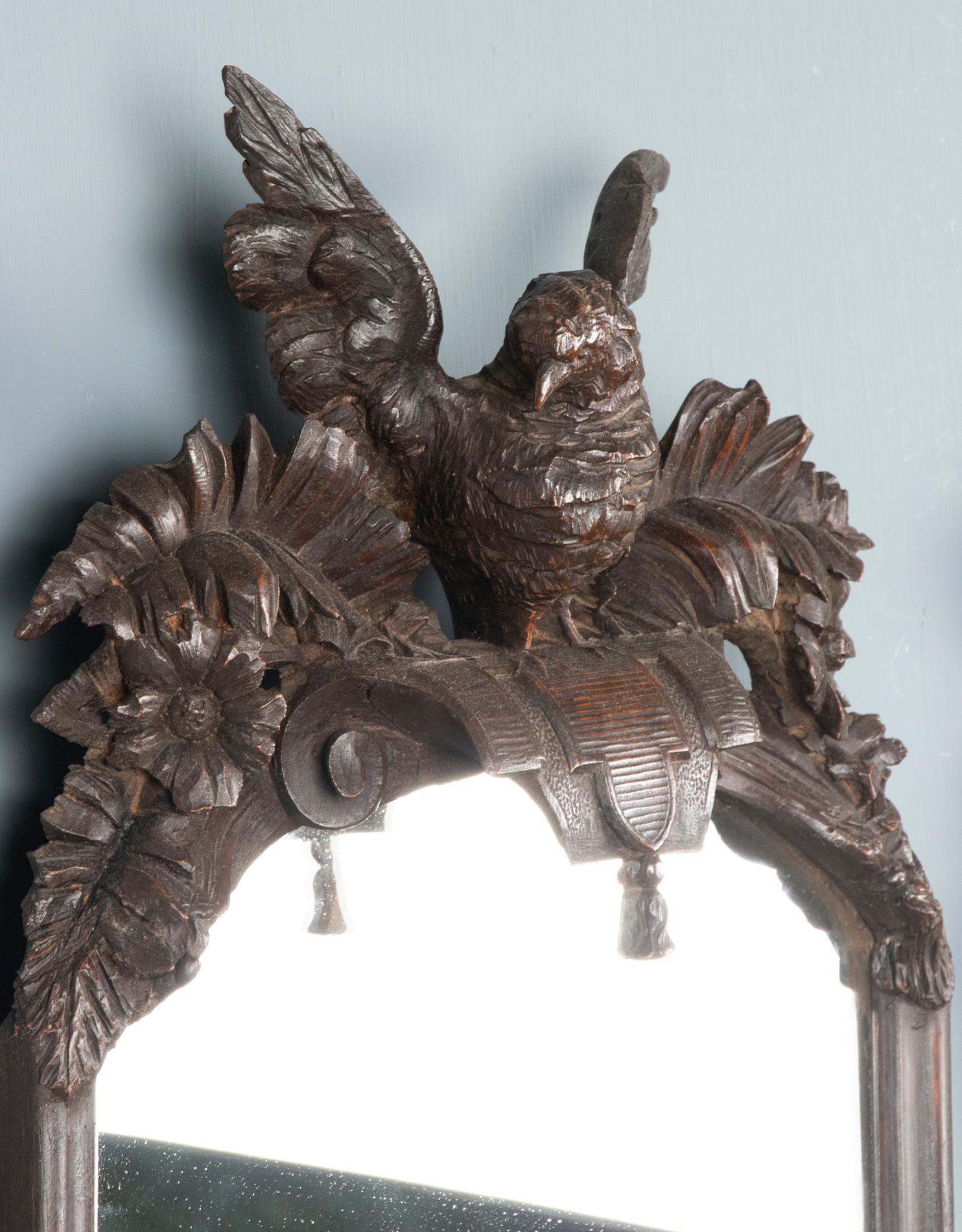 Early 20th Century Pair of Hand Carved Oak Black Forest Style Carved Mirrors For Sale 6