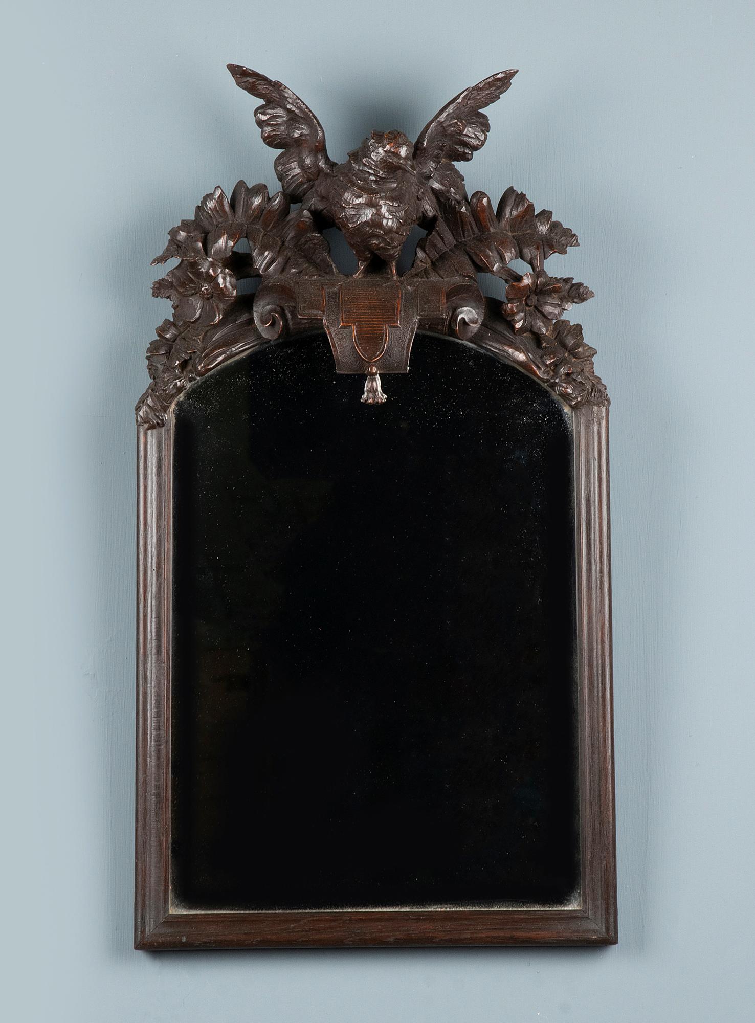 Early 20th Century Pair of Hand Carved Oak Black Forest Style Carved Mirrors For Sale 1