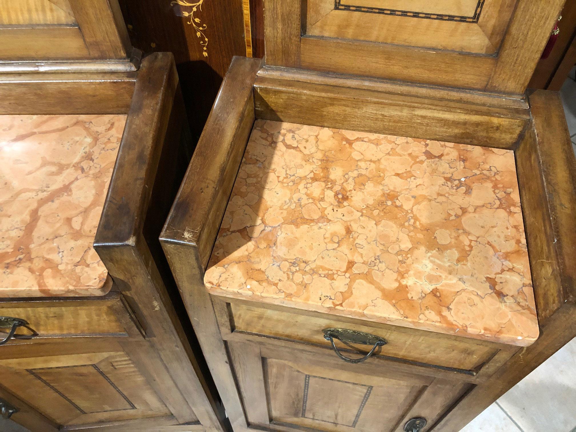 Italian  20th Century Pair of Nightstands Walnut with Pink Marble For Sale