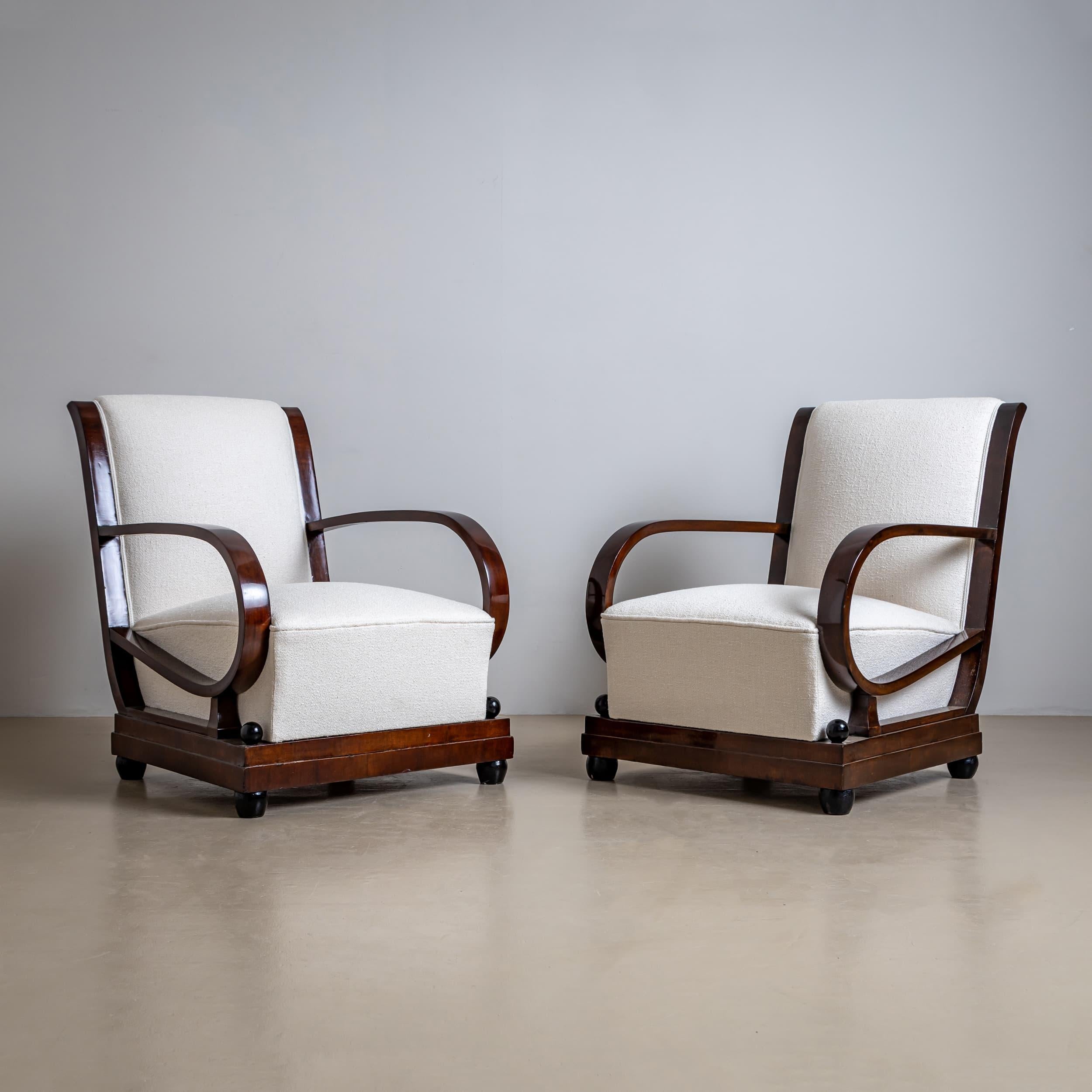 italien Début du 20e siècle Paire de fauteuils Art Déco, Italie en vente