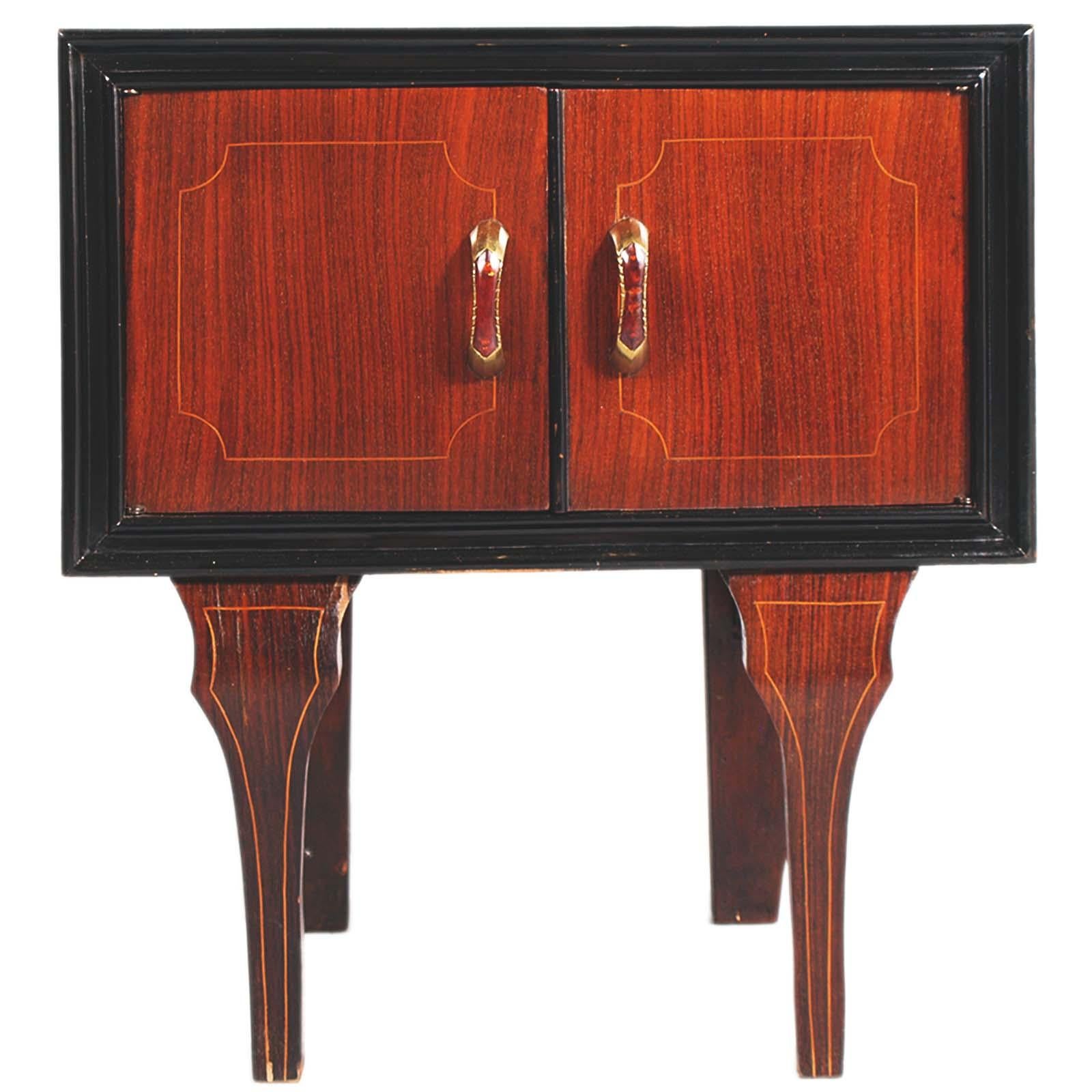 European Early 20th Century Pair of Art Decò Nightstands Tables by Testolini Venice For Sale