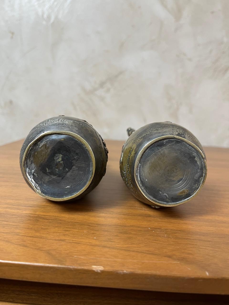 Early 20th century Pair of Bronze and Copper Asian Vases, 1900s For Sale 3