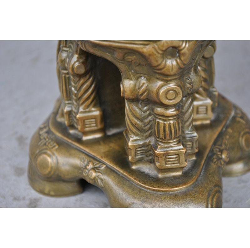 Coppia di bronzi del primo Novecento raffiguranti una giovane donna di Jean Baffier in vendita 4