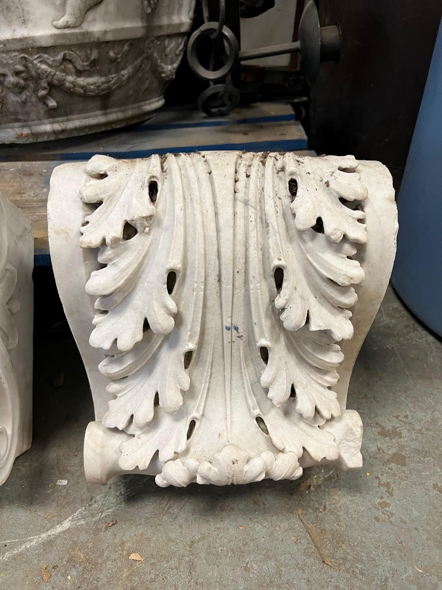 Early 20th Century Pair of Carved Marble Corbels / Brackets     In Good Condition For Sale In Stamford, CT