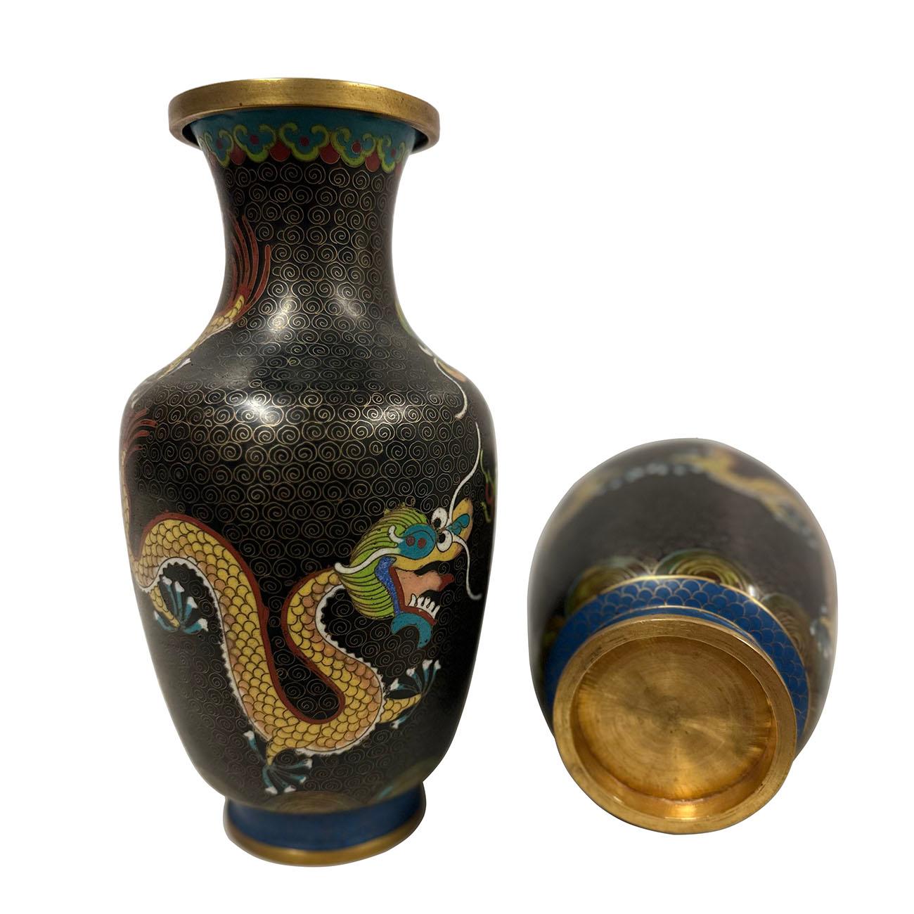 Early 20th Century Pair of Chinese Cloisonne Enamel Dragon Vases 3