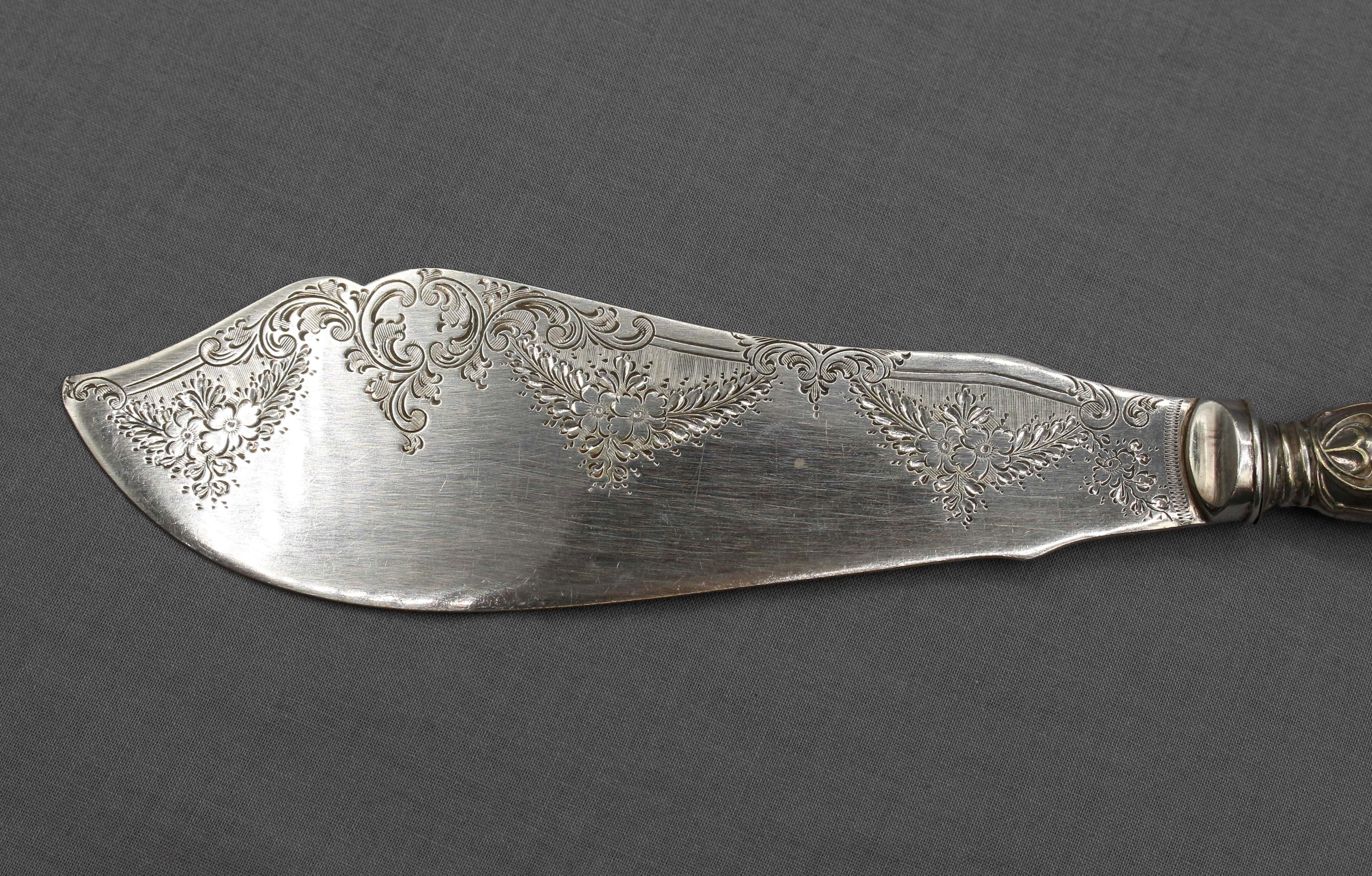 Silver Plate Early 20th Century Pair of Fish Servers, English