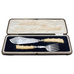 Antique Early 20th Century Pair of Fish Servers, English