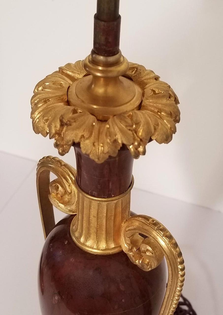 Early 20th Century Pair of French Doré Bronze and Rouge Marble Lamps 2