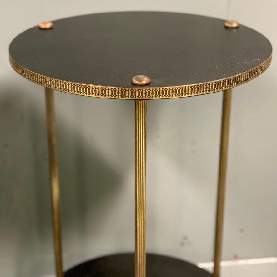 Early 20th Century Pair of French Ebonized and Brass Two-Tier Lamp Tables In Good Condition In Uppingham, Rutland