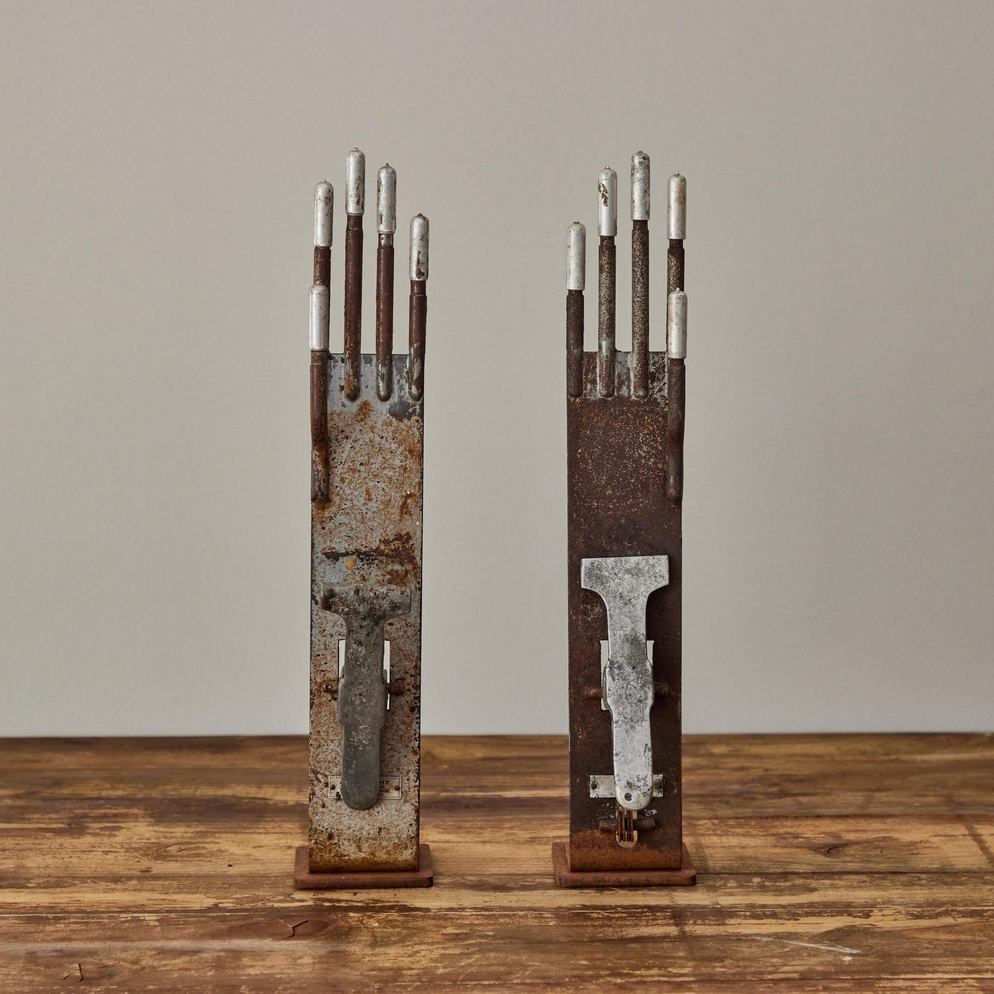 Early 20th Century Pair of Glove Molds in Metal 6