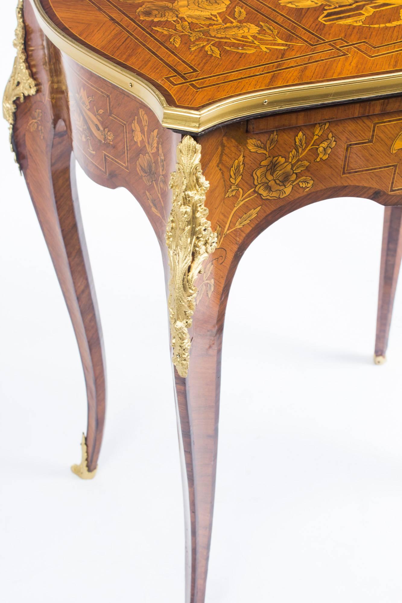 Early 20th Century Pair of Parquetry and Ormolu-Mounted Occasional Tables 5
