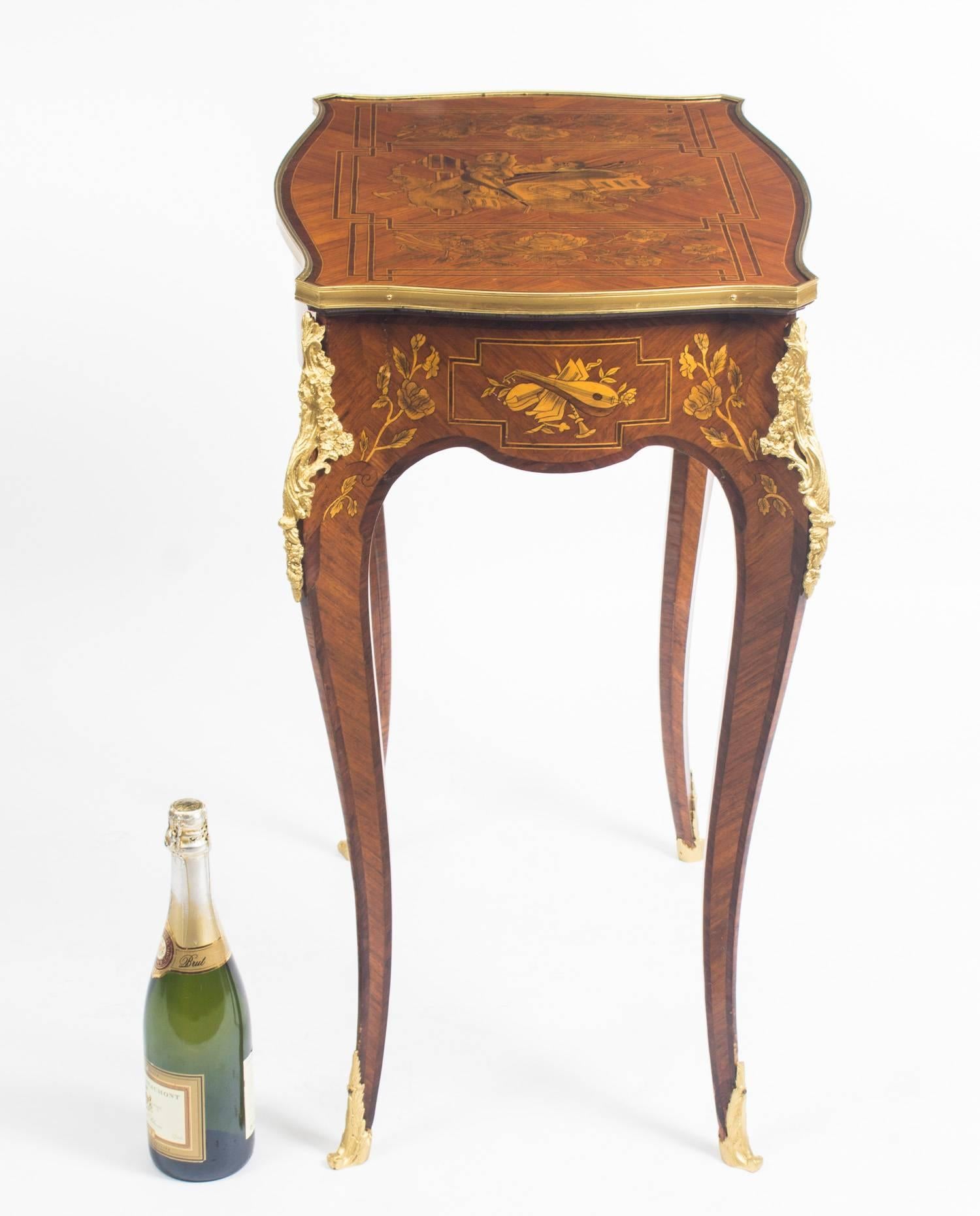 Early 20th Century Pair of Parquetry and Ormolu-Mounted Occasional Tables 12