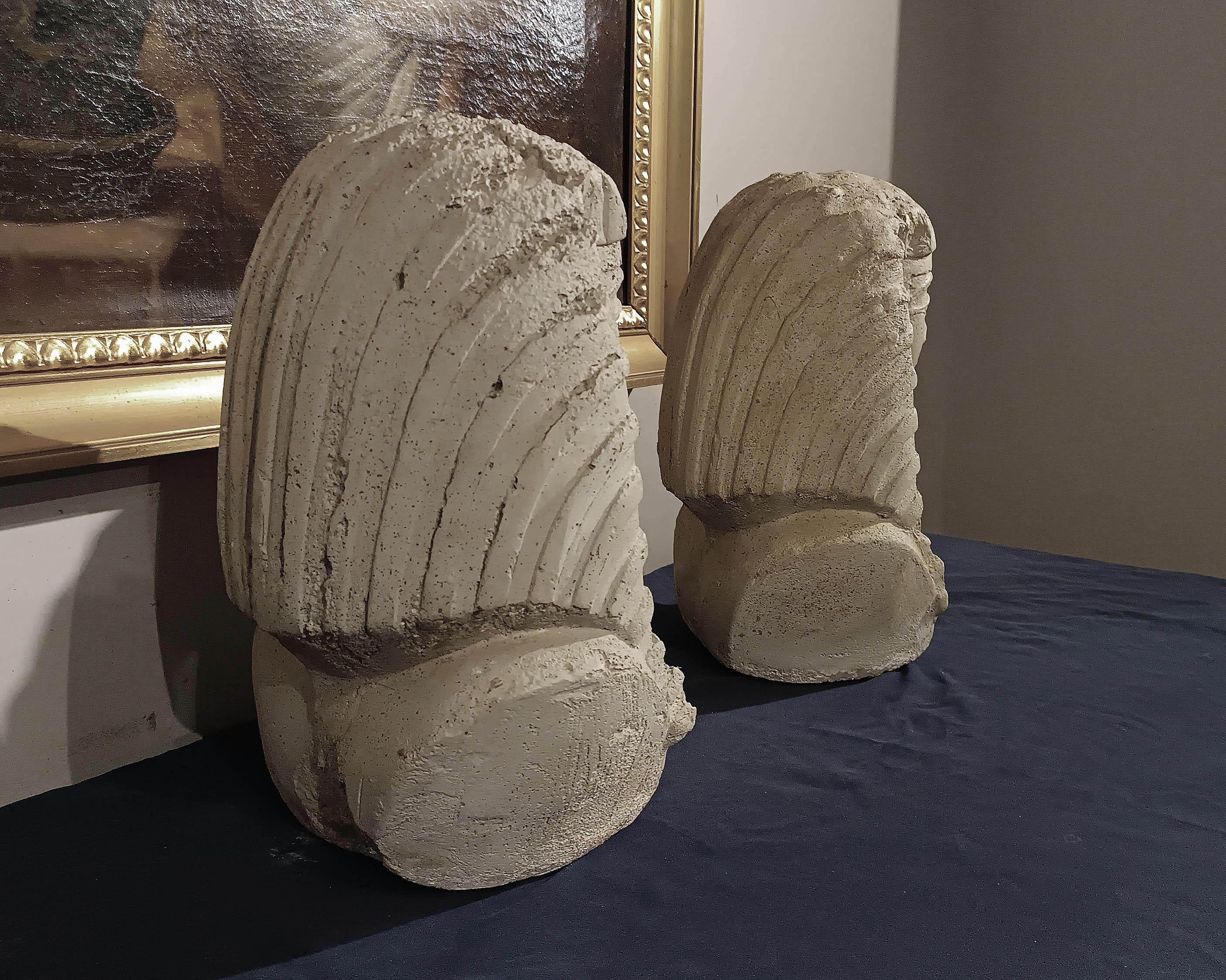 EARLY 20th CENTURY PAIR OF STUCCO SPHINXES For Sale 7